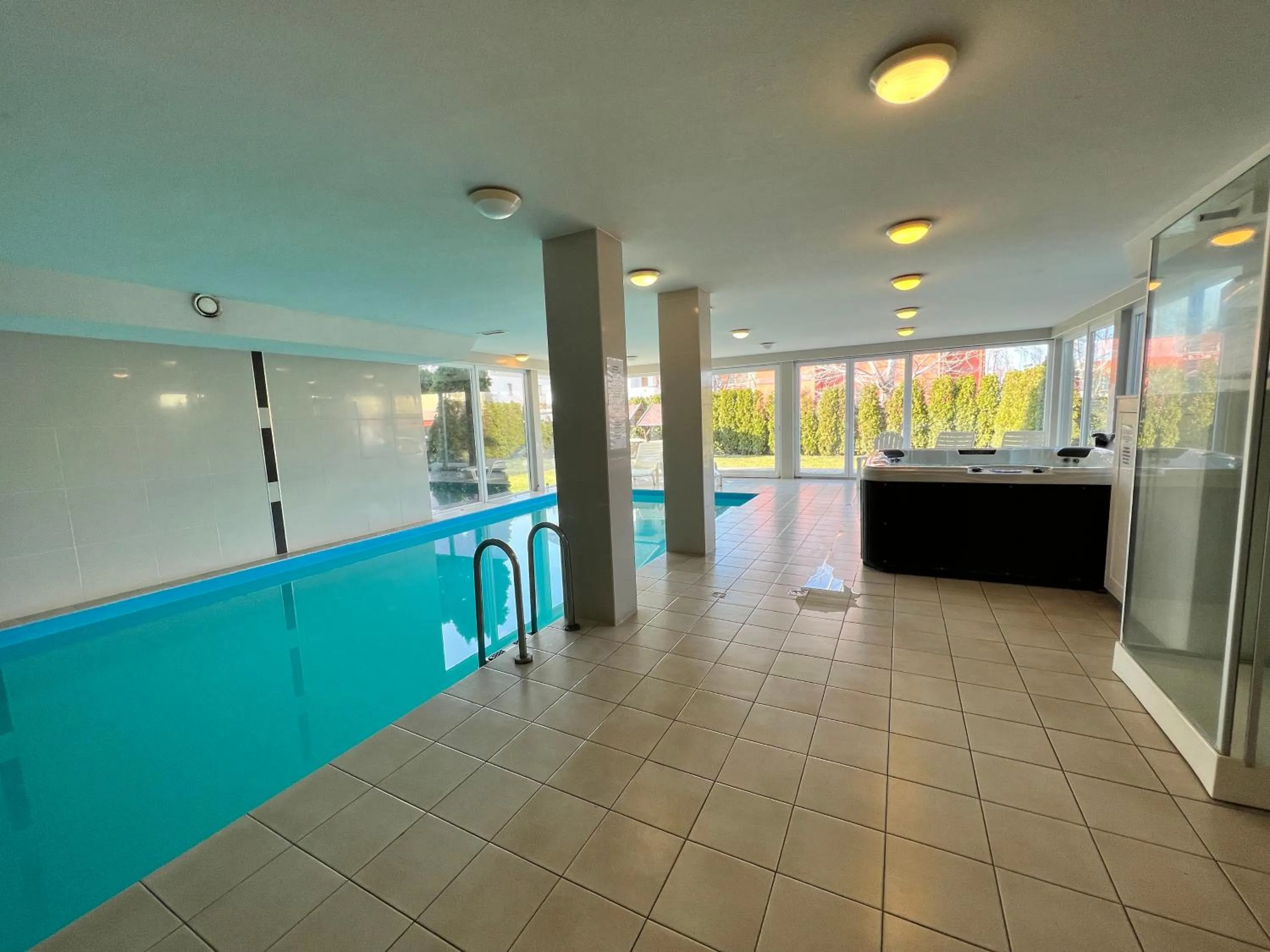 Swimming pool in Wellness Dorina