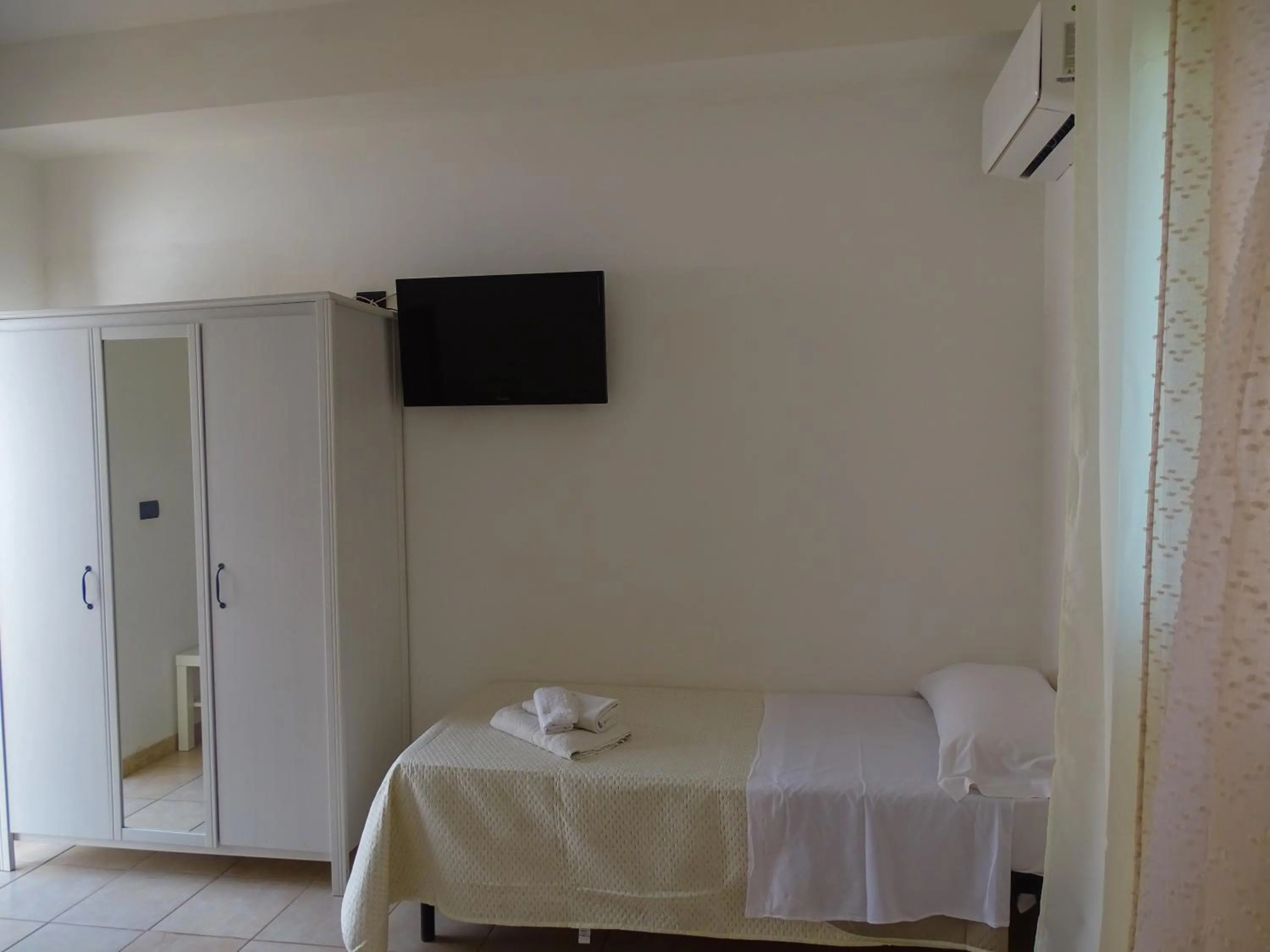 Photo of the whole room, Bed in B&B Villa Matari