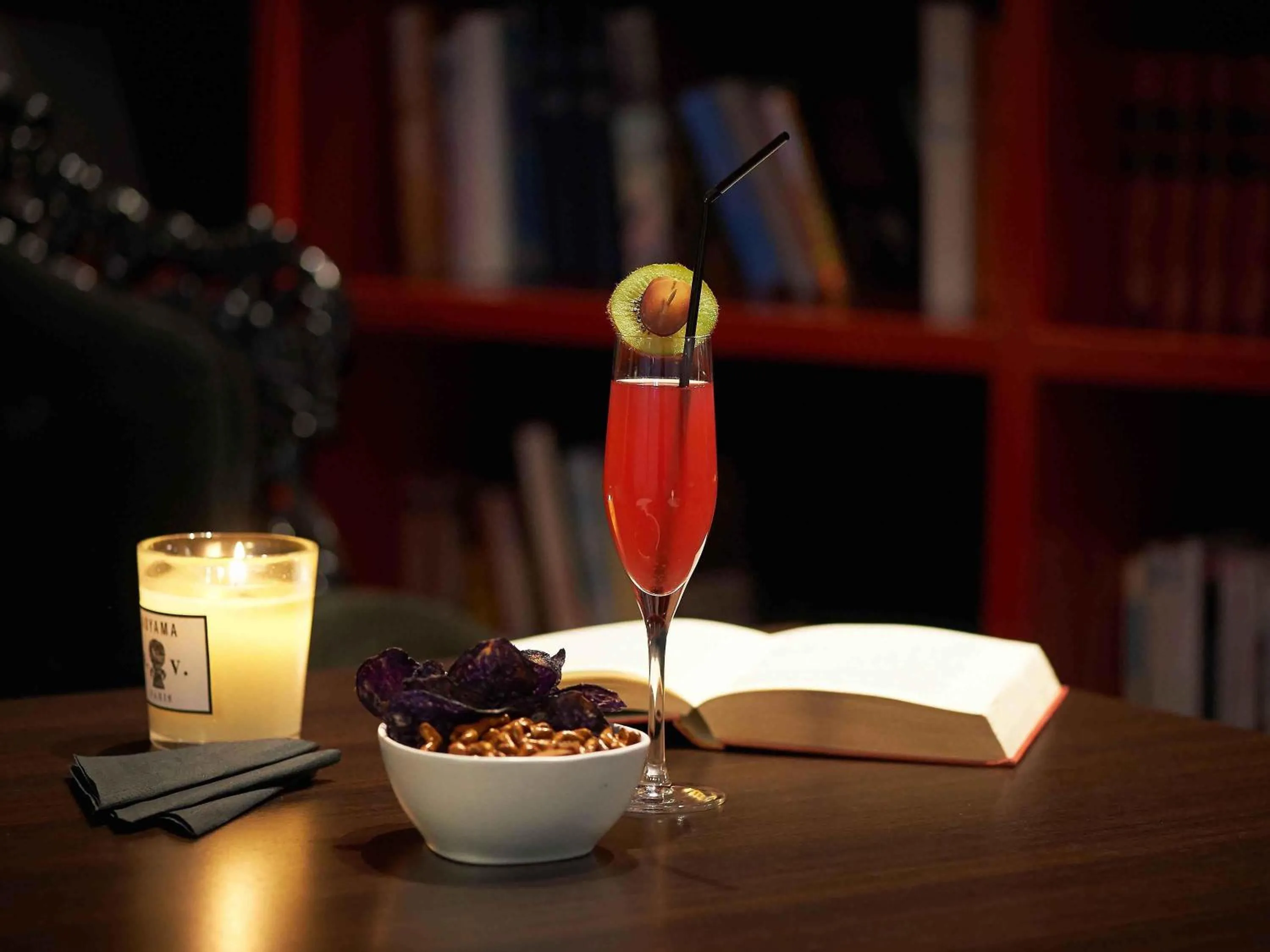 Lounge or bar in Mercure Cholet Centre