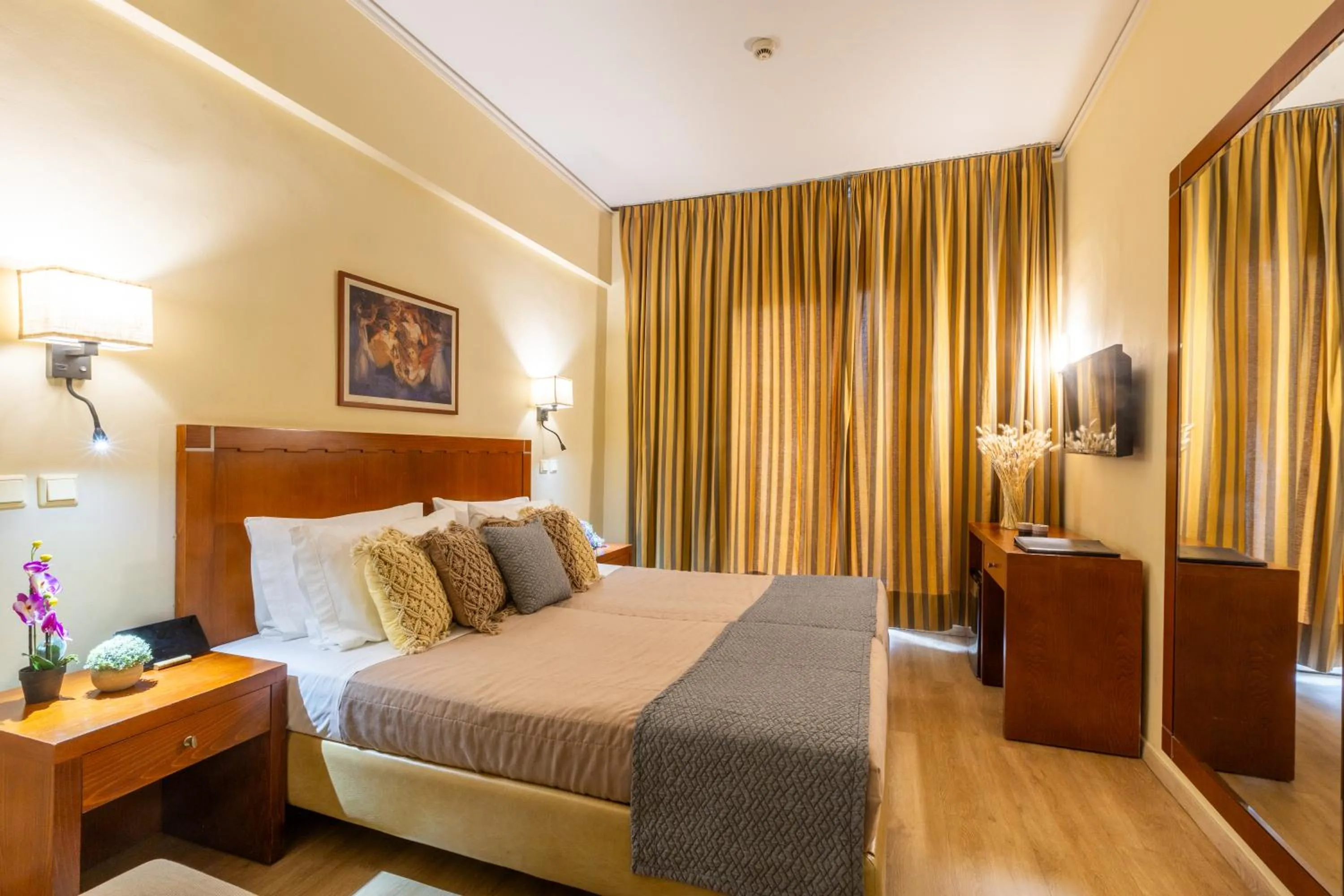 Property building, Bed in Hotel Marina