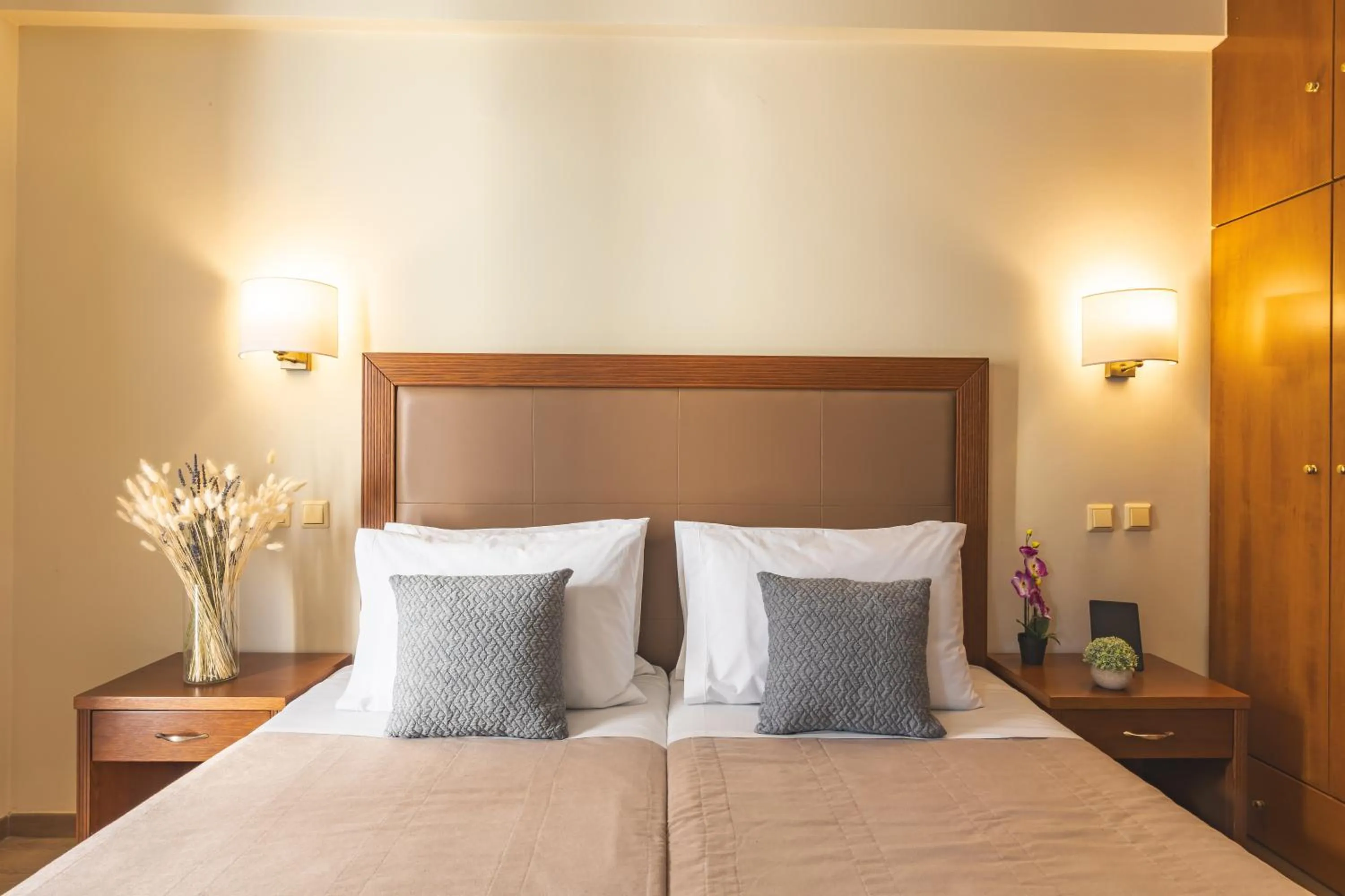 Property building, Bed in Hotel Marina