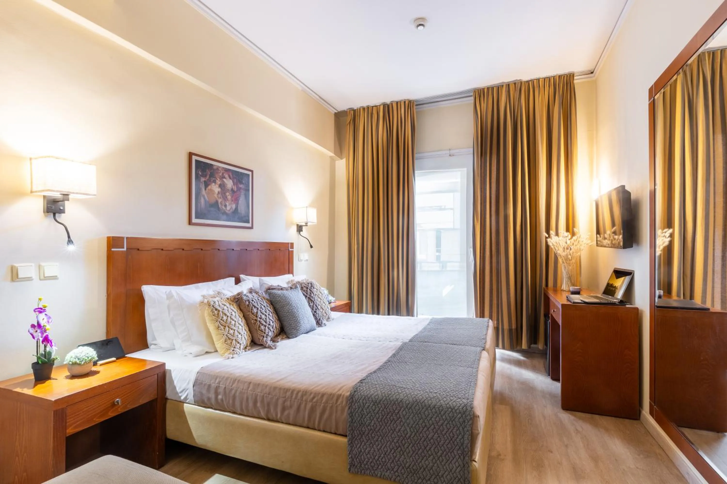 Property building, Bed in Hotel Marina