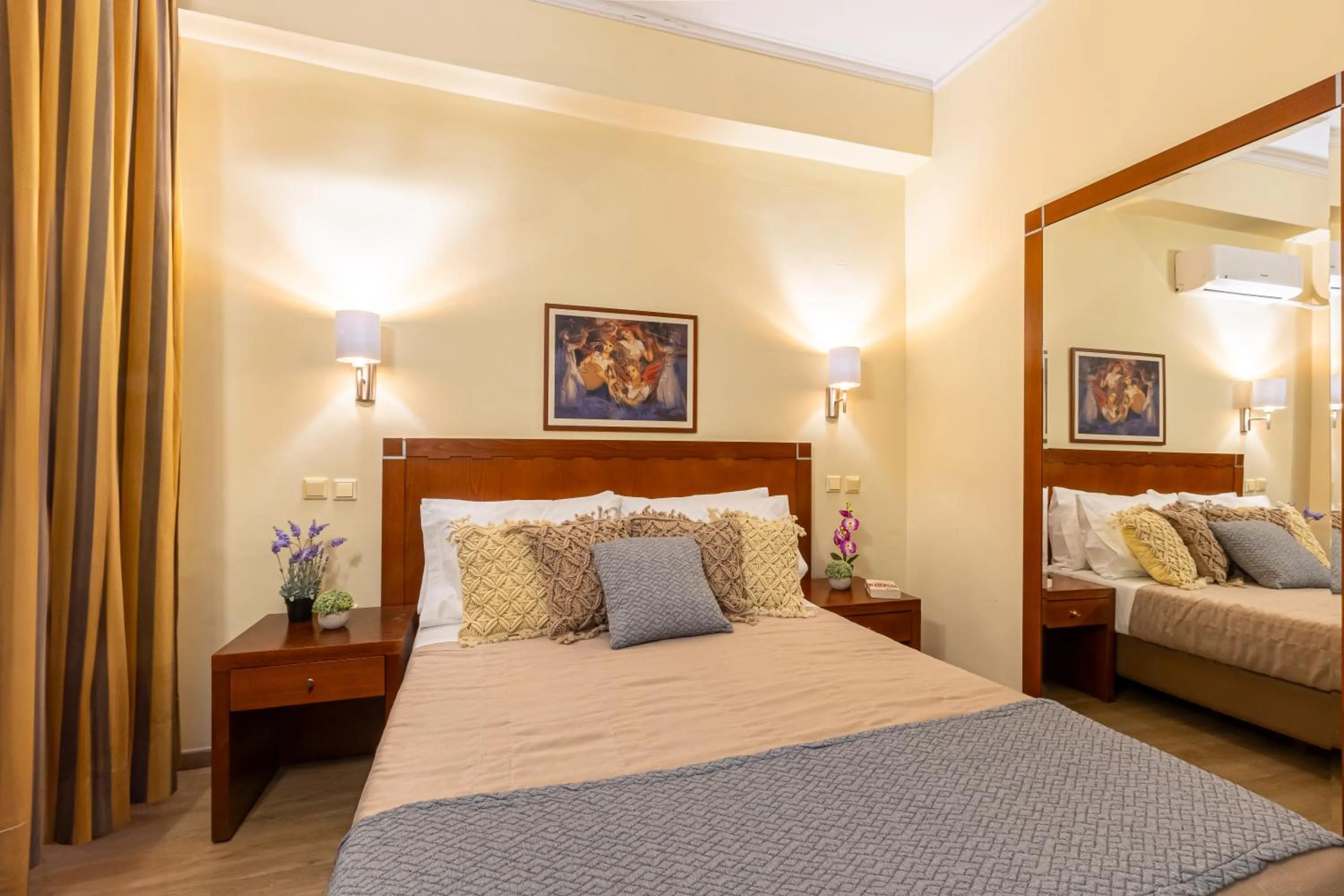 Property building, Bed in Hotel Marina