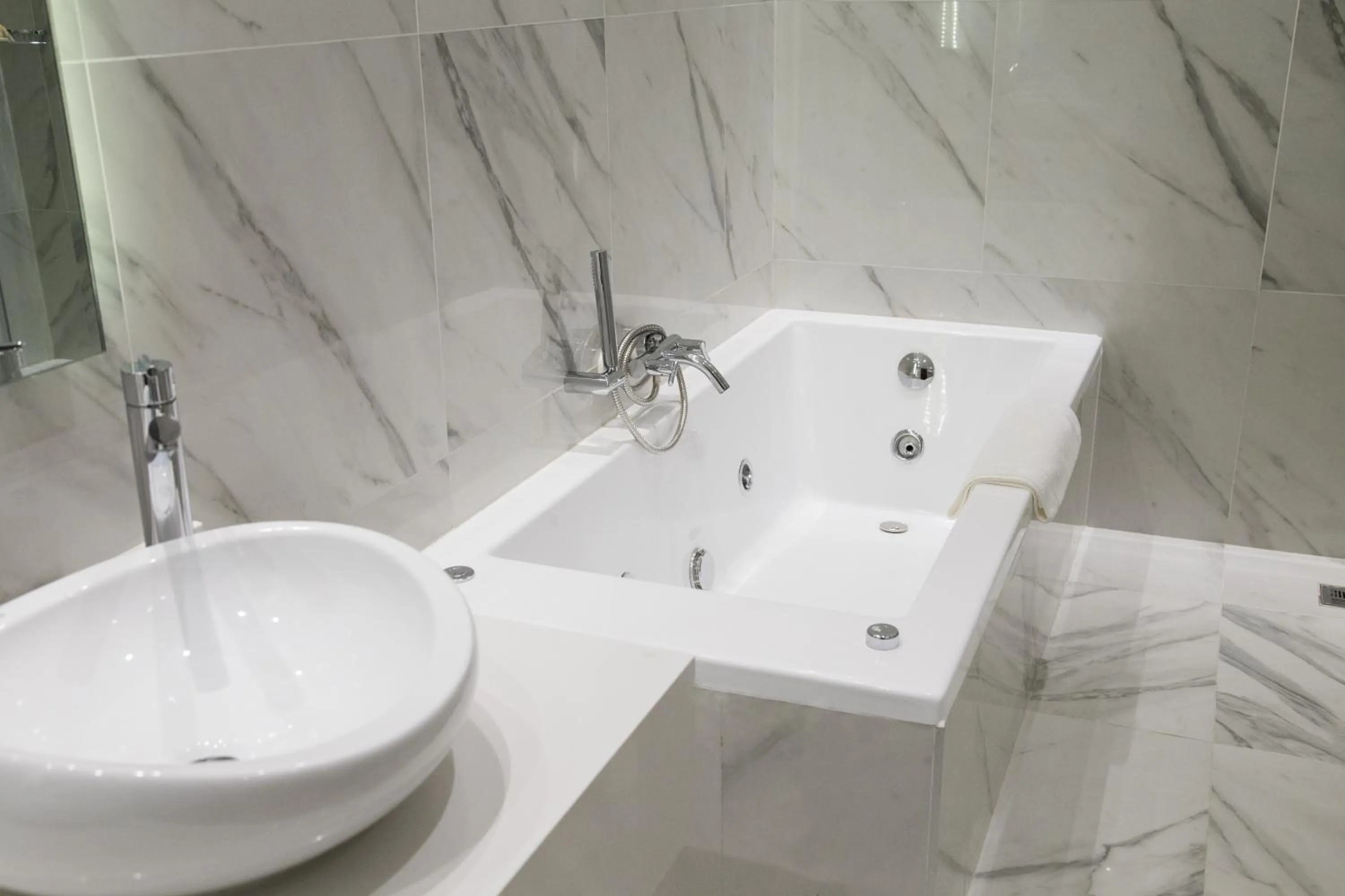 Bathroom in Hotel Land Plaza La Plata