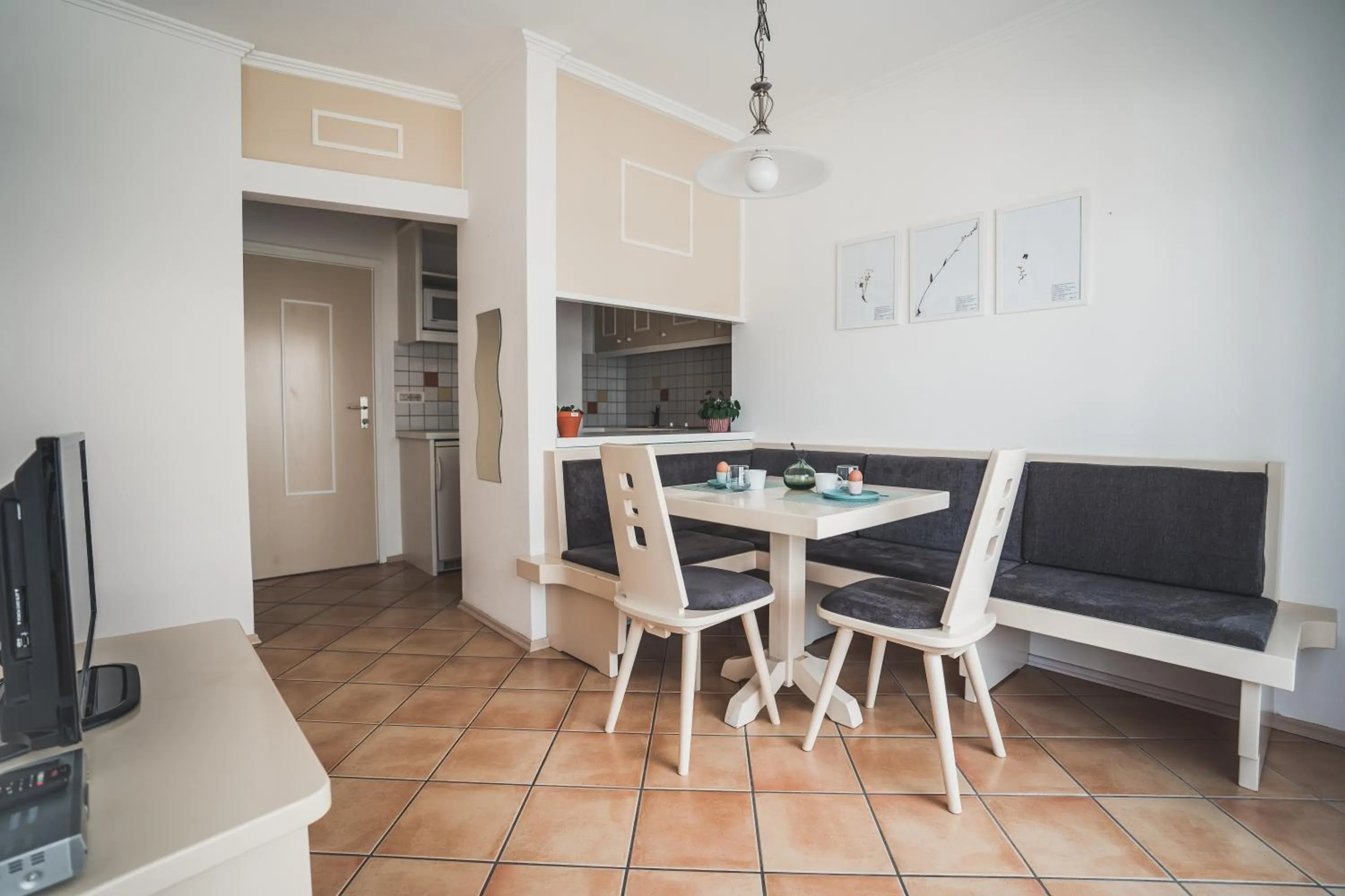 Dining area in Wanda Apartments