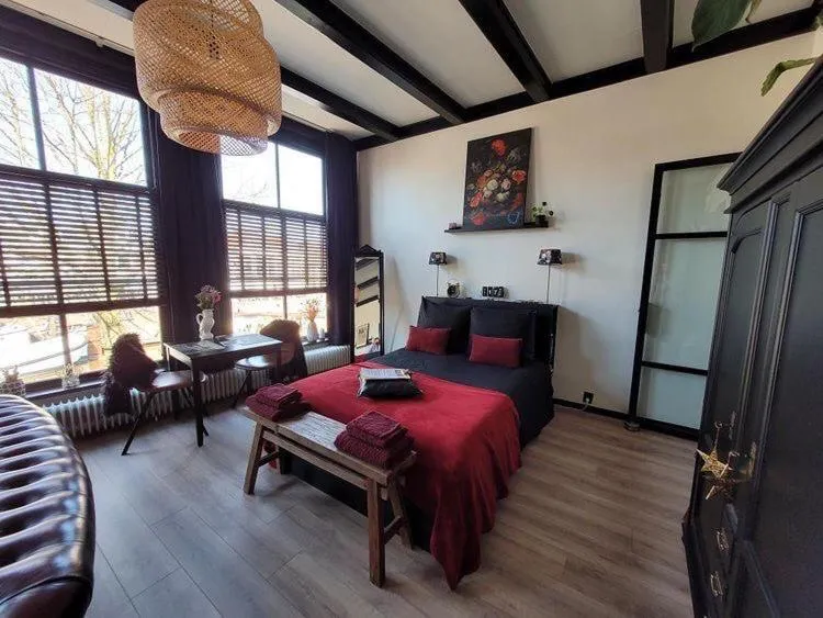 Photo of the whole room, Bed in B&B Diepzicht