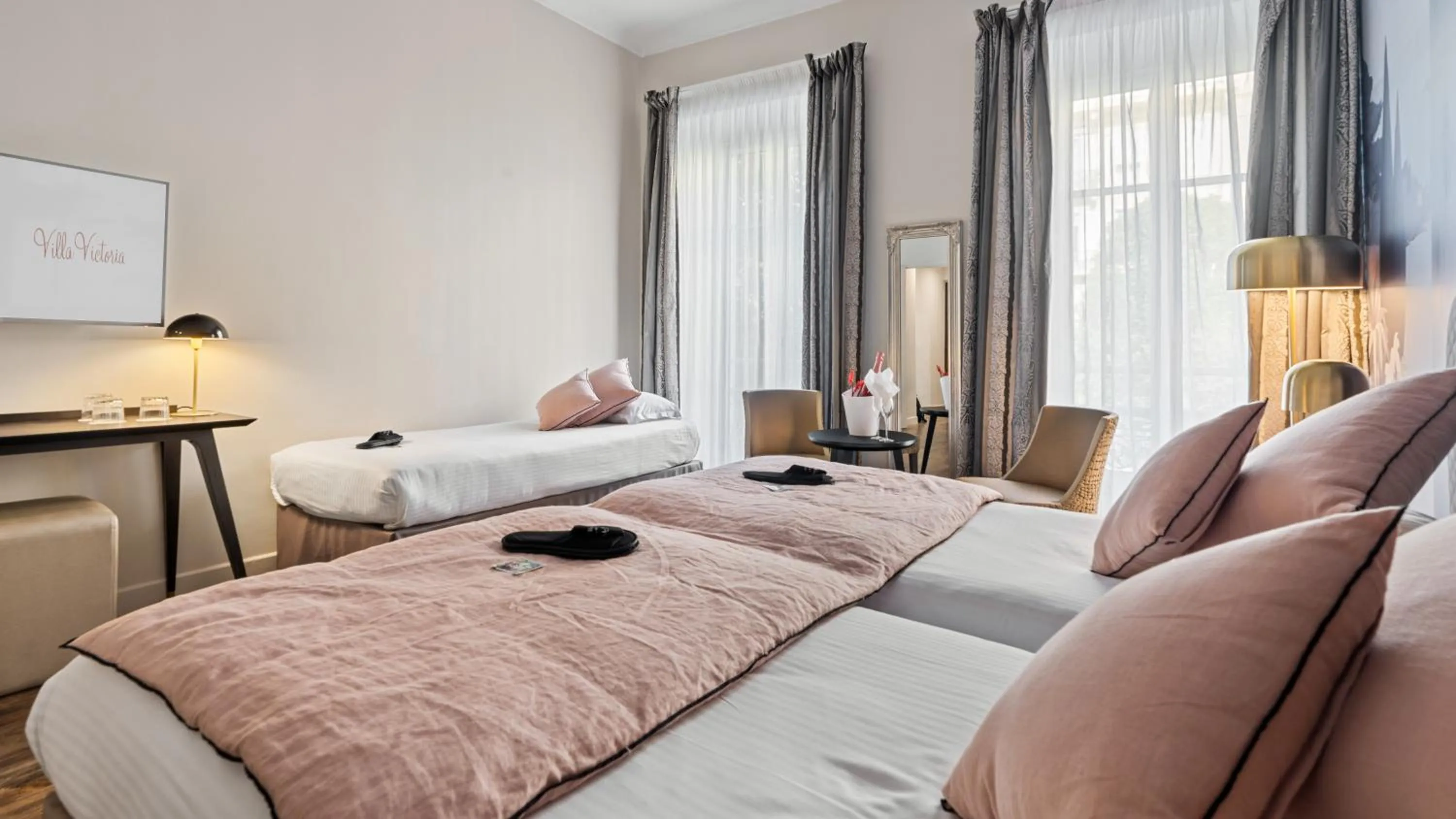 Bedroom, Bed in Hotel Villa Victoria