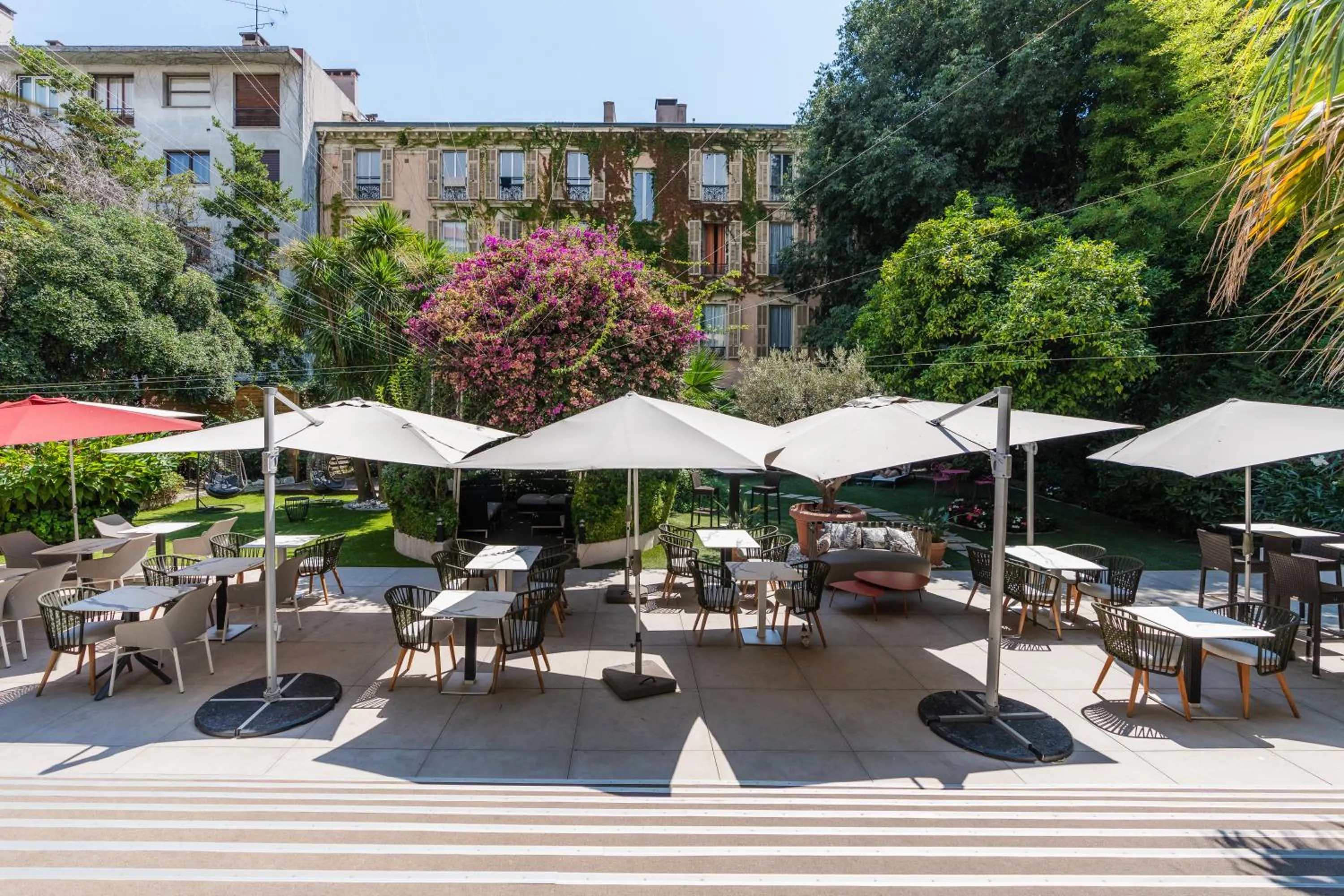 Garden view in Hotel Villa Victoria