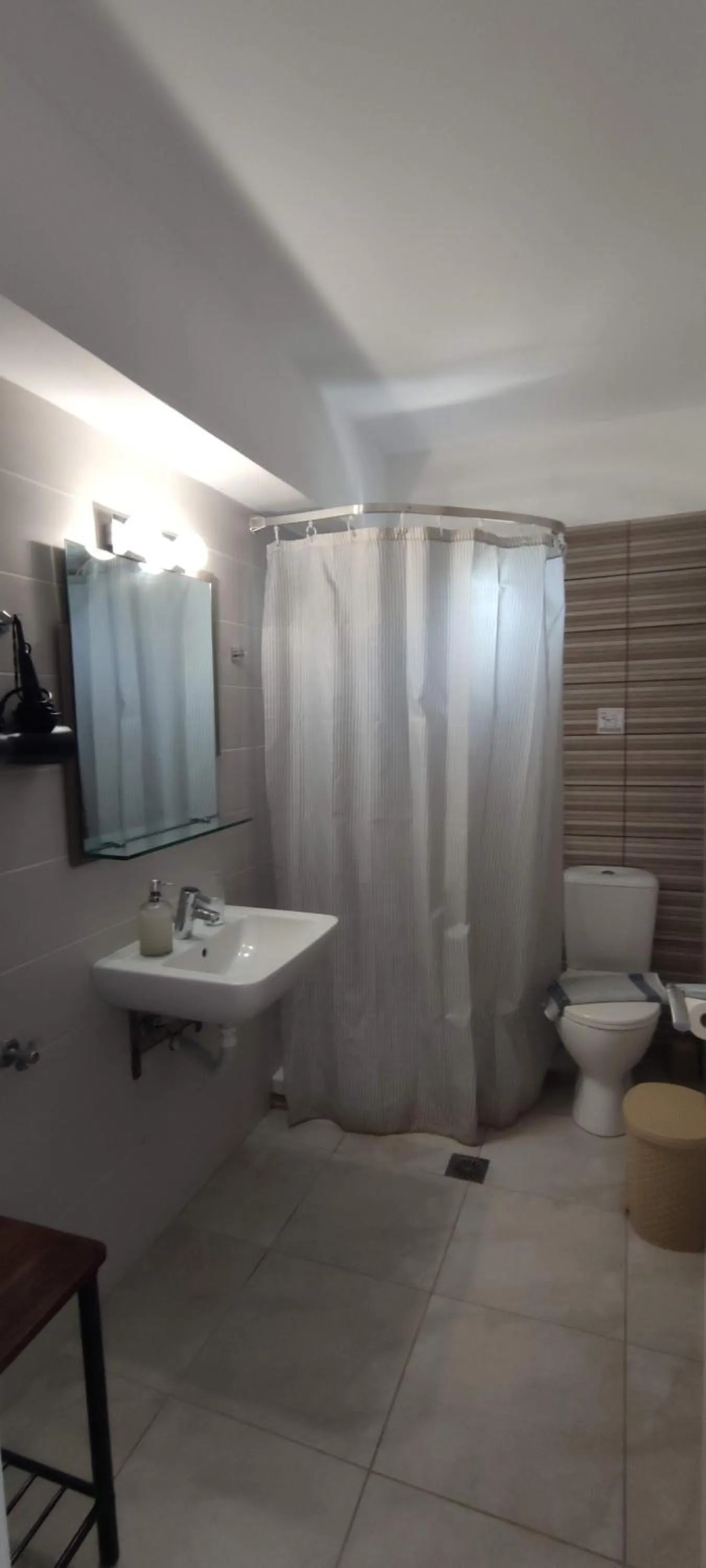 Shower in Anna Studio and Apartments