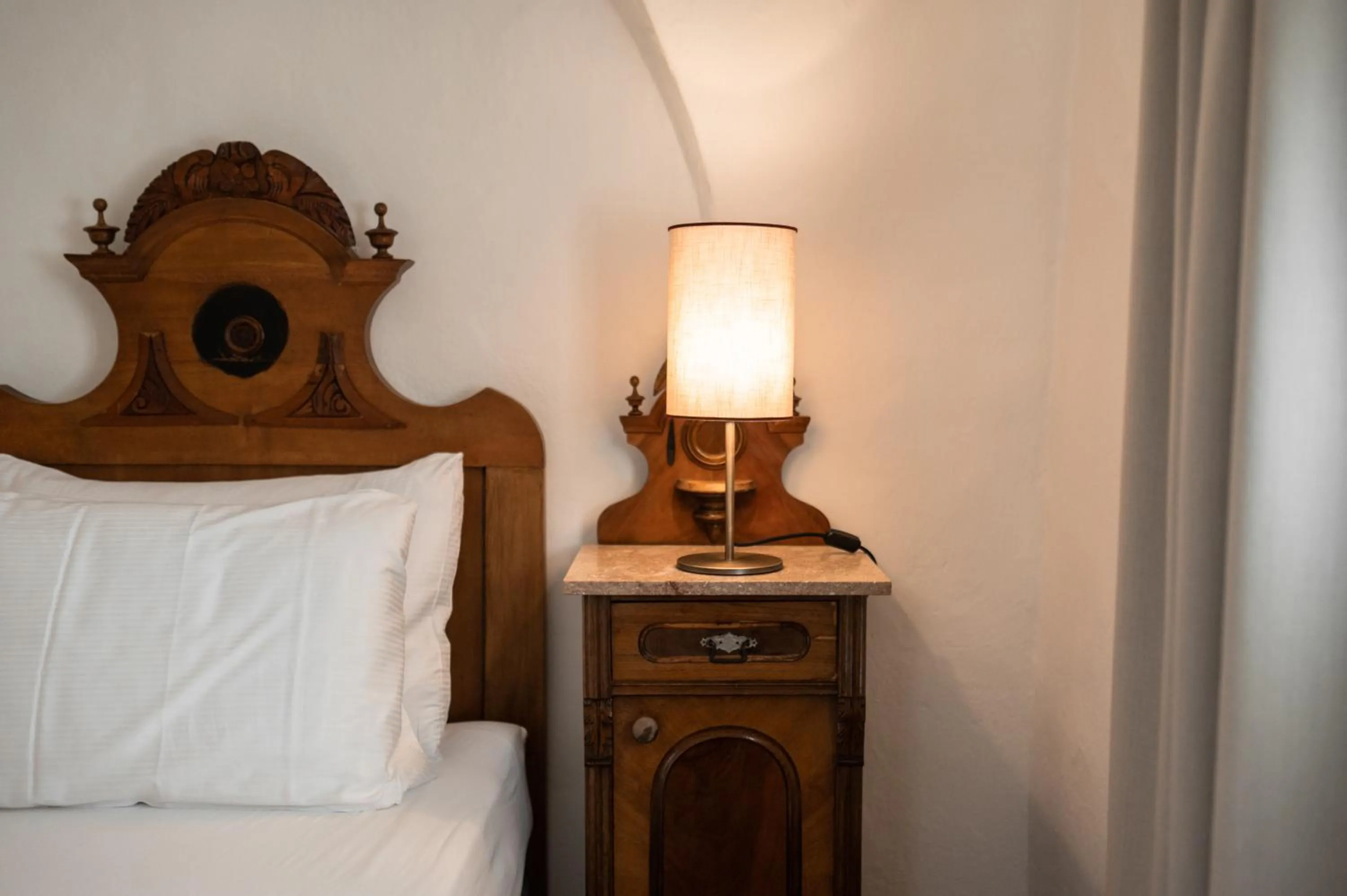 Photo of the whole room, Bed in Leuchtenburg am See