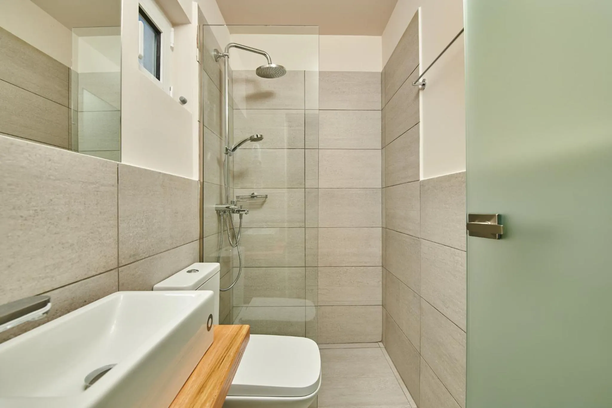 Shower in Mimoza Beach