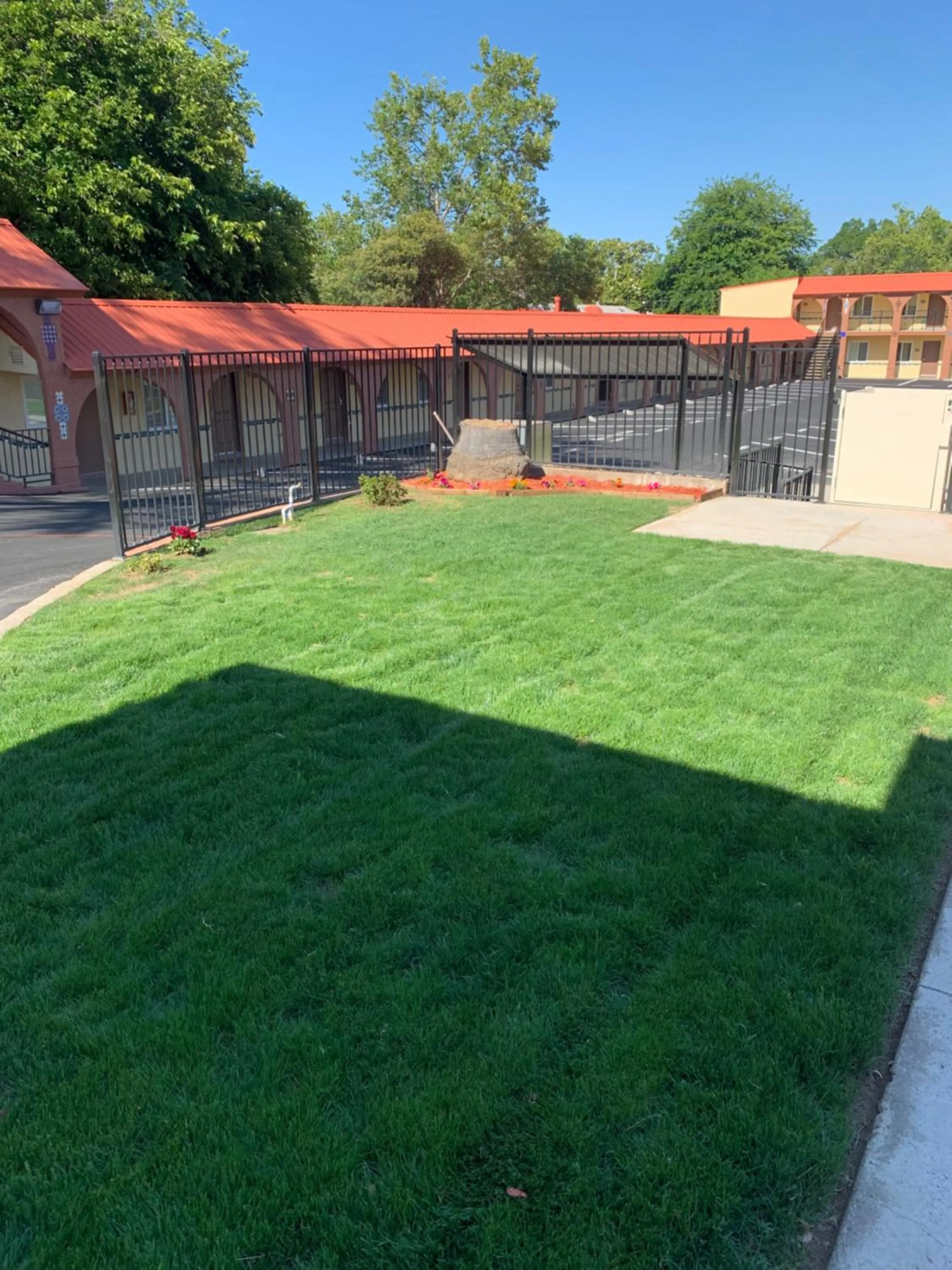 The Greens Hotel on Stockton