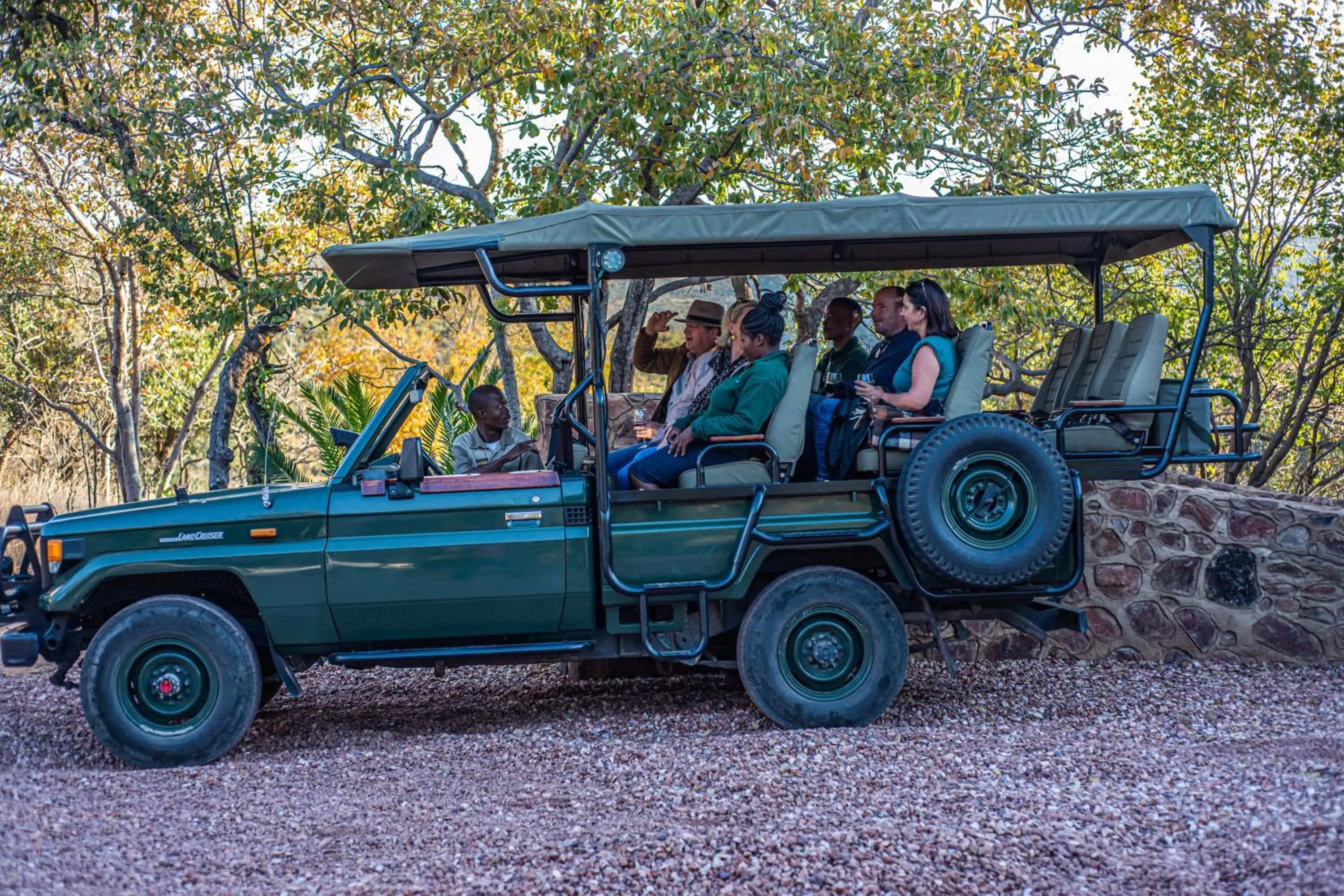 People in Dinkweng Safari Lodge