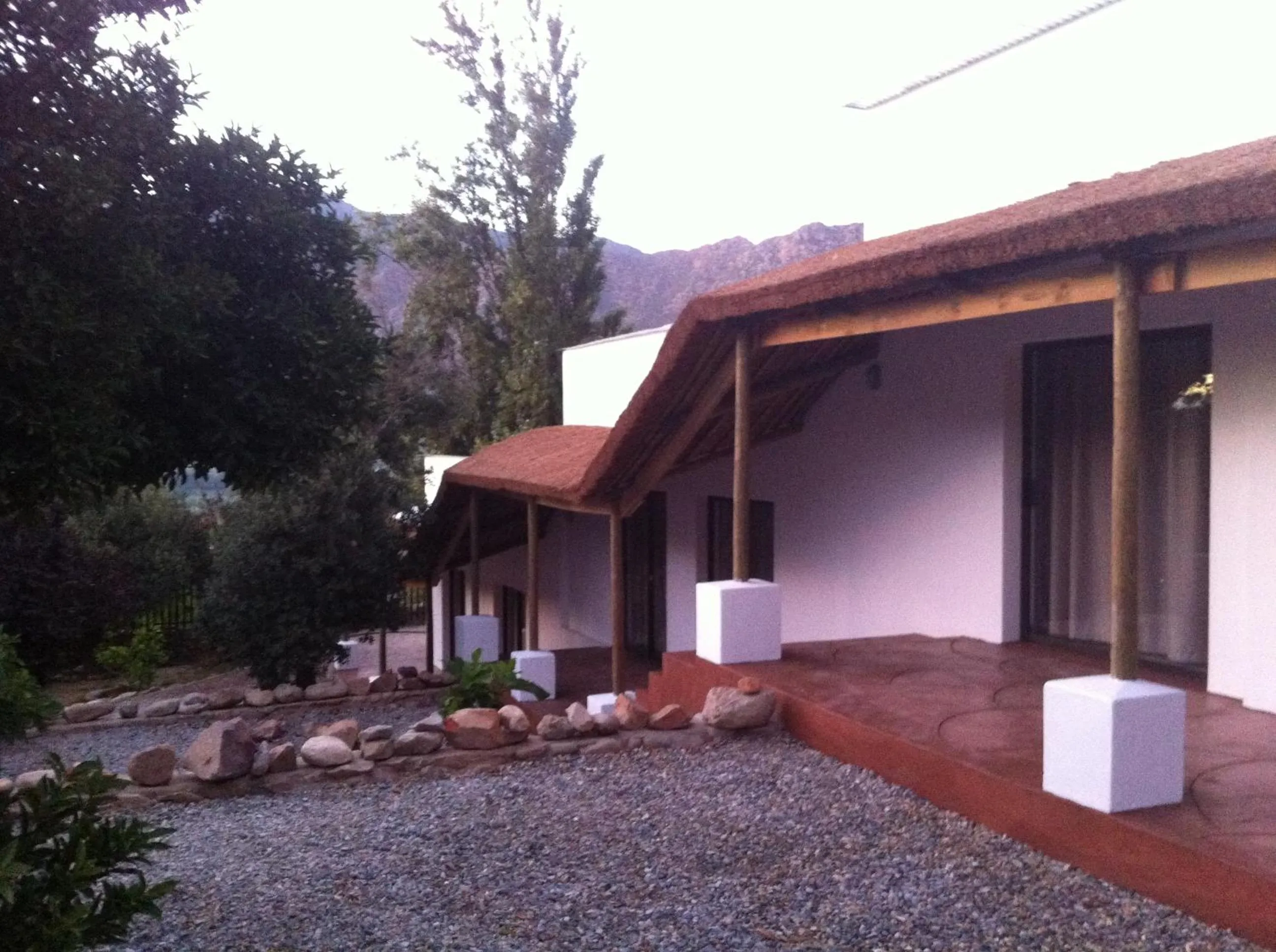Facade/entrance in Mountain View Eco Lodge Montagu