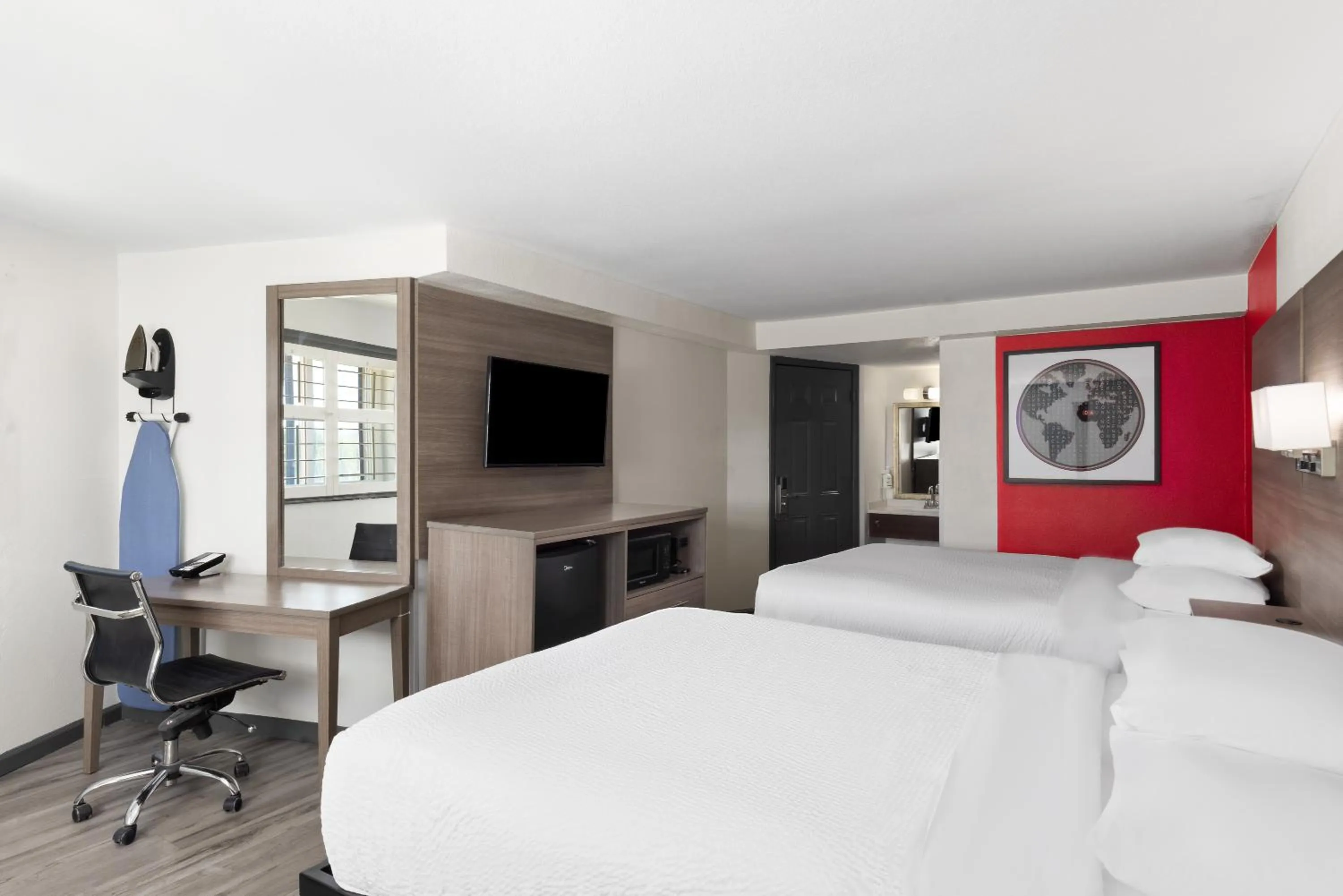 Bed in Ramada by Wyndham Medford Airport North