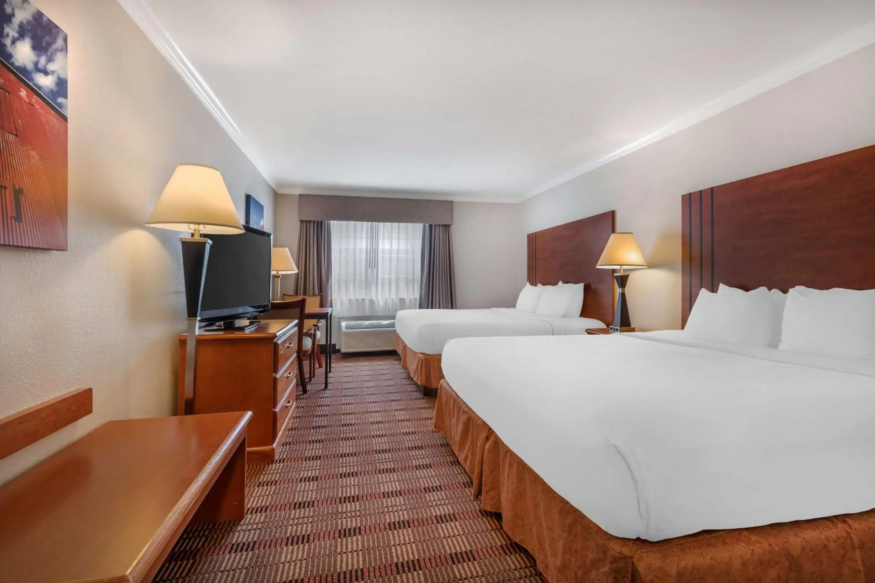 King Room with Two King Beds - Non Smoking in Best Western Club House Inn & Suites King Room with Two King Beds - Non Smoking in Best Western Club House Inn & Suites