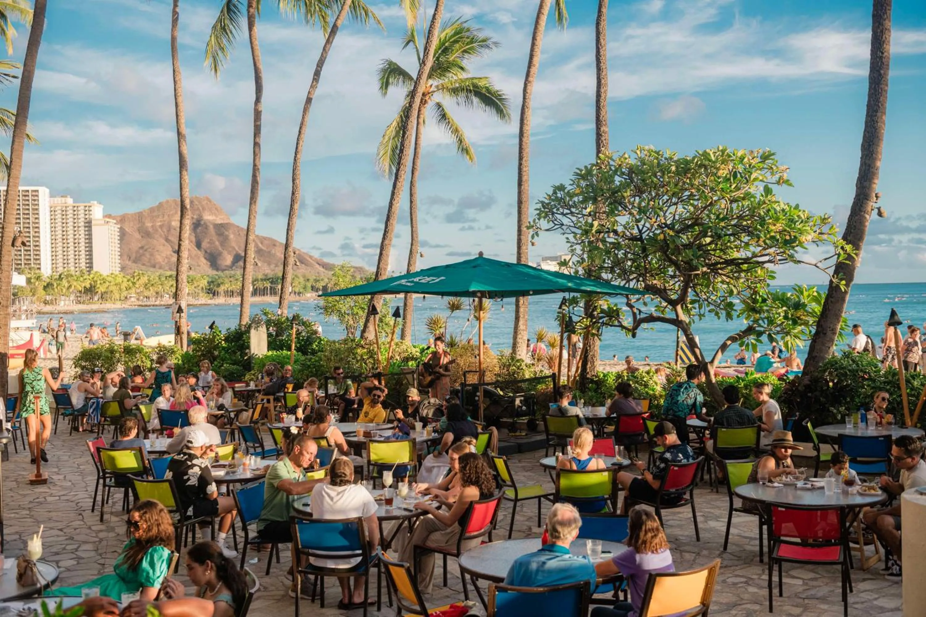 Restaurant/places to eat in OUTRIGGER Waikiki Beach Resort