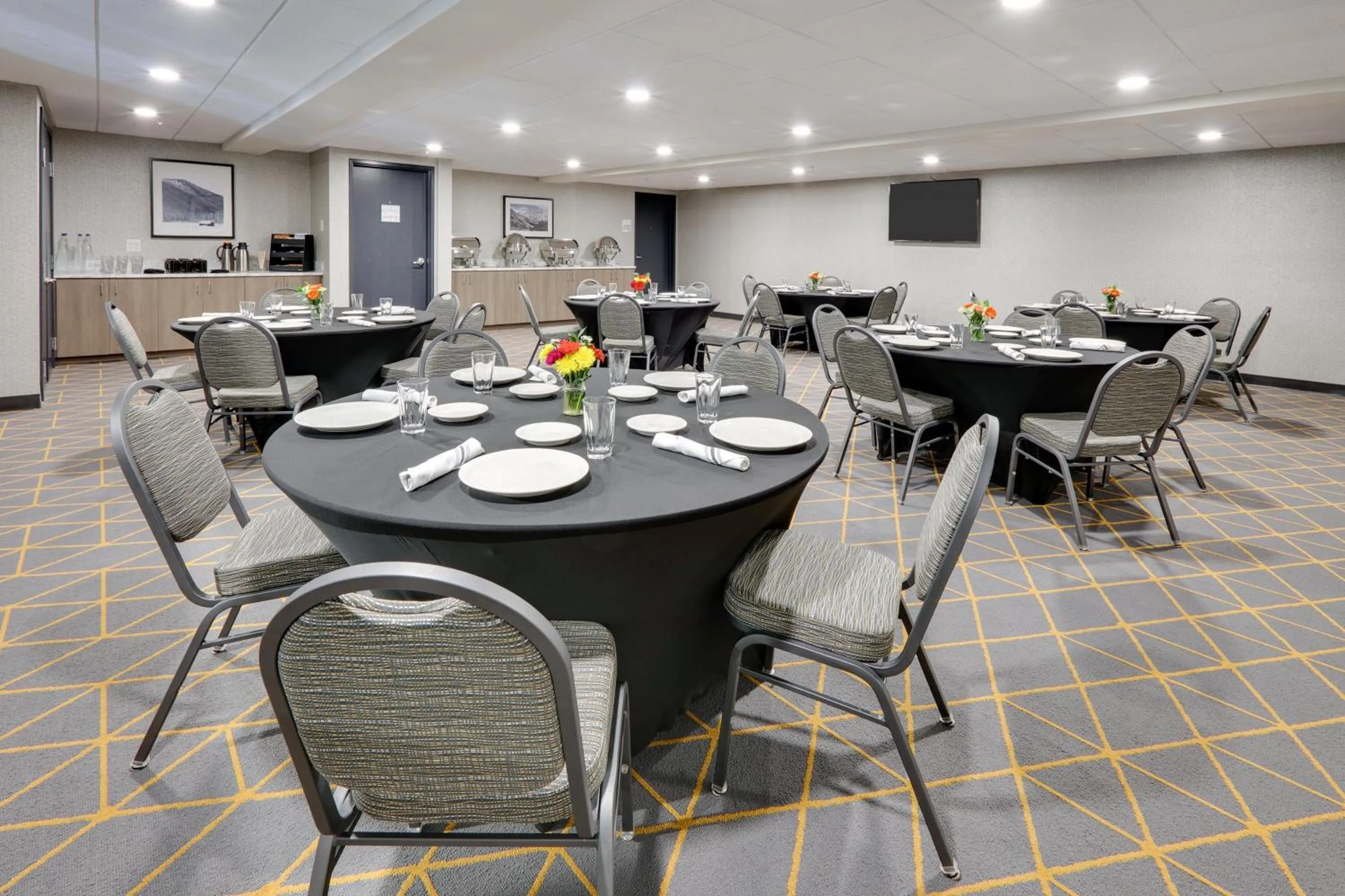 Meeting/conference room in Holiday Inn Twin Falls by IHG