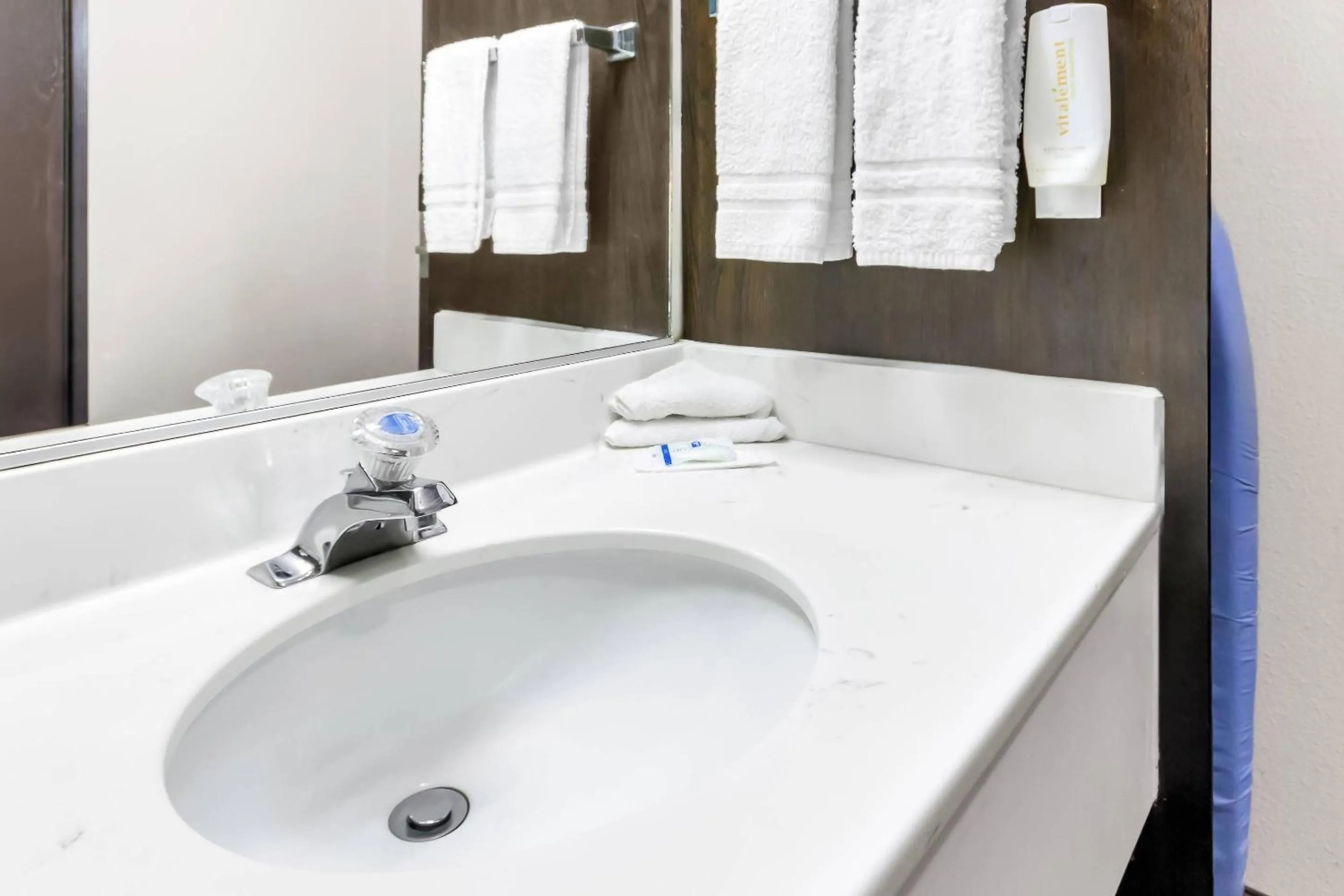 Bedroom in Rodeway Inn Helena