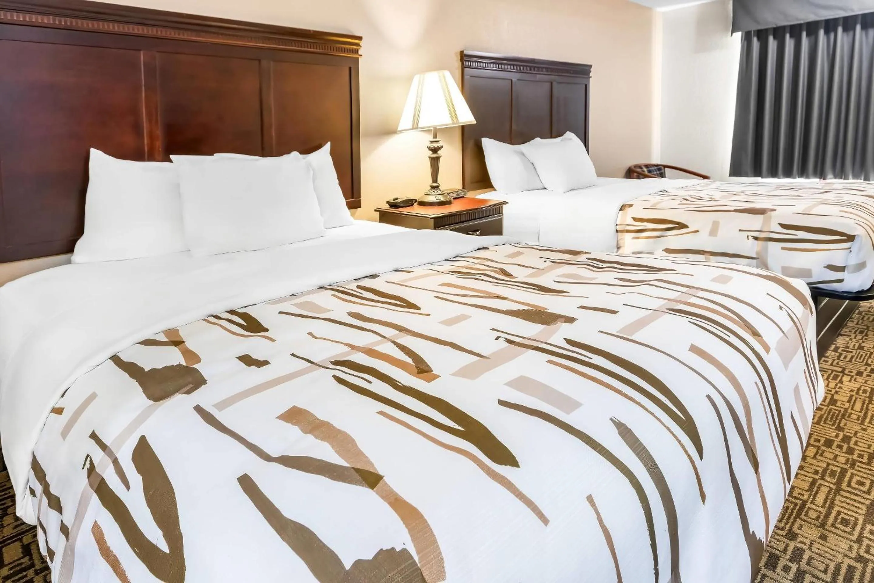 Bedroom, Bed in Rodeway Inn Helena