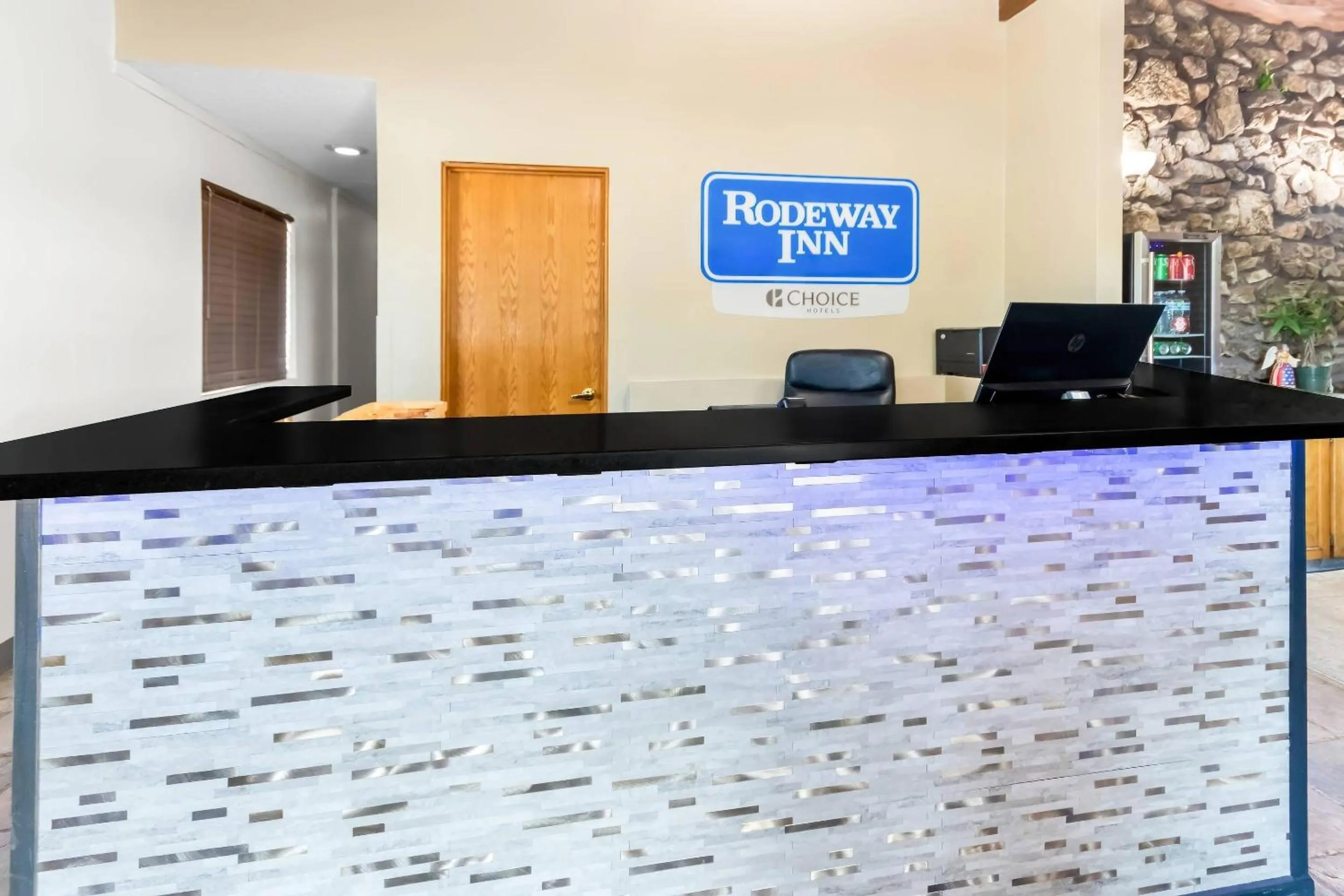 Lobby or reception in Rodeway Inn Helena