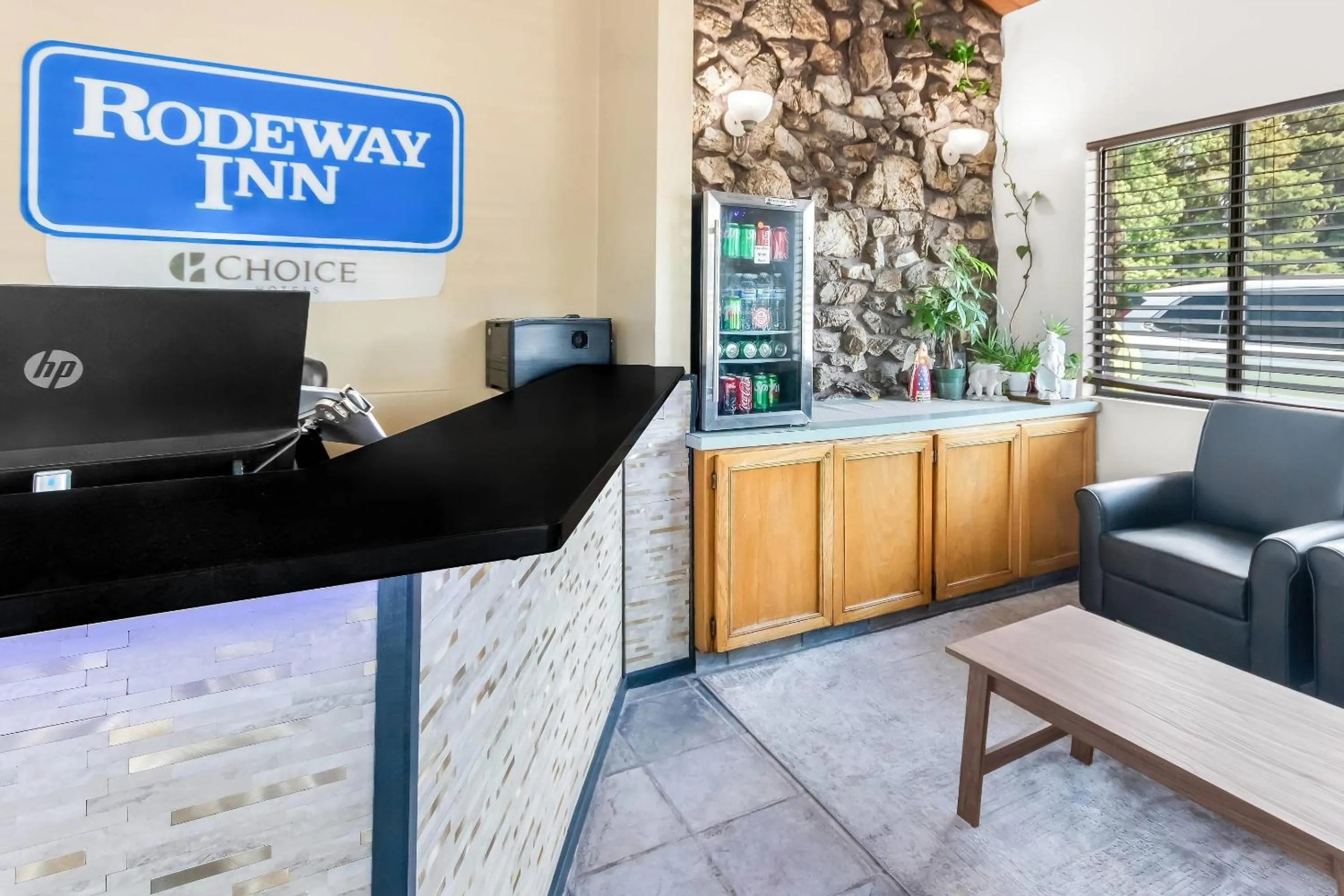 Lobby or reception in Rodeway Inn Helena