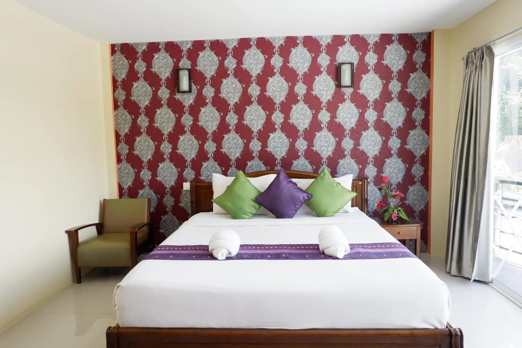 Bedroom, Bed in Phi Phi Maiyada Resort