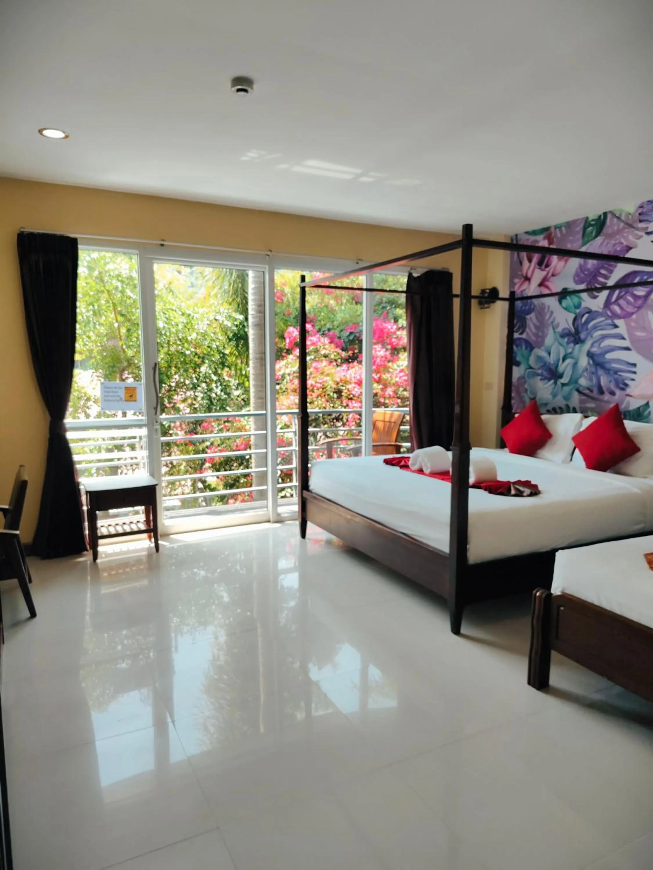 Bed in Phi Phi Maiyada Resort