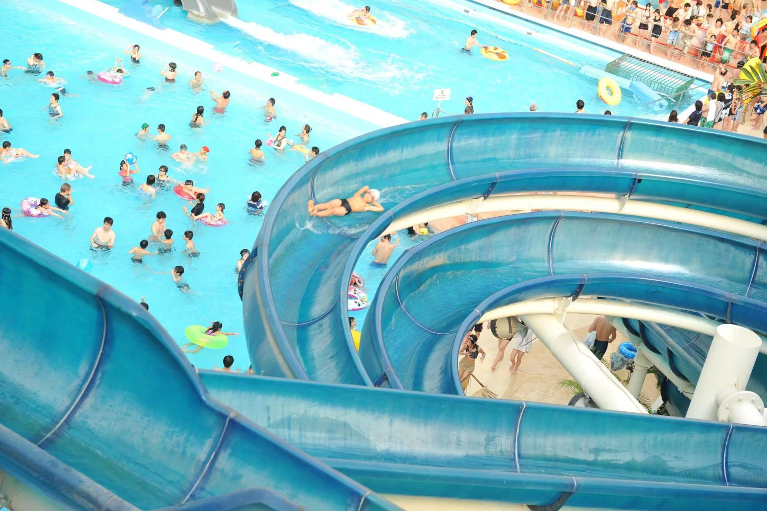 Swimming pool in Spa Resort Hawaiians VIR Port