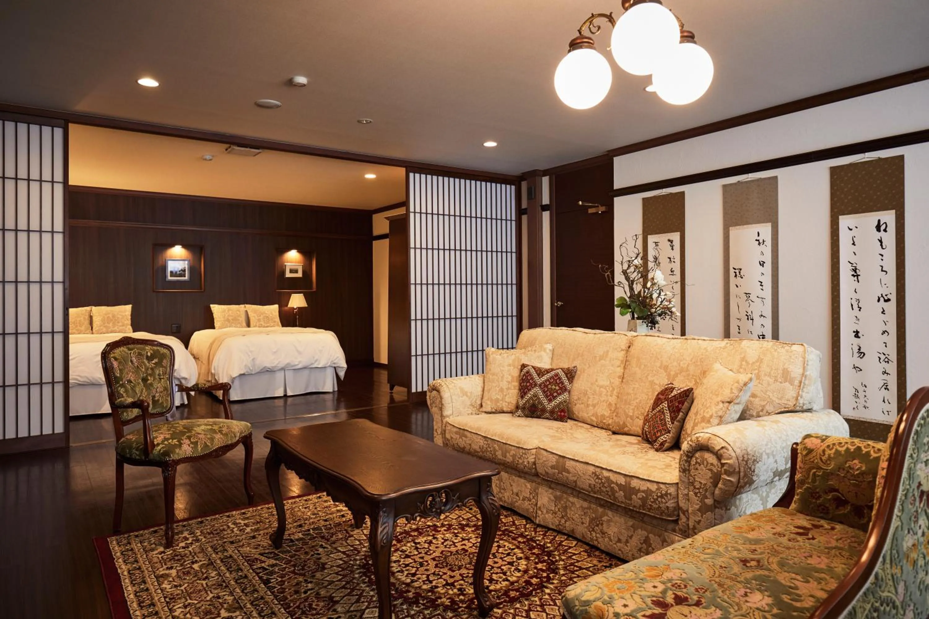 Living room, Bed in Tateshina Shinyu Onsen