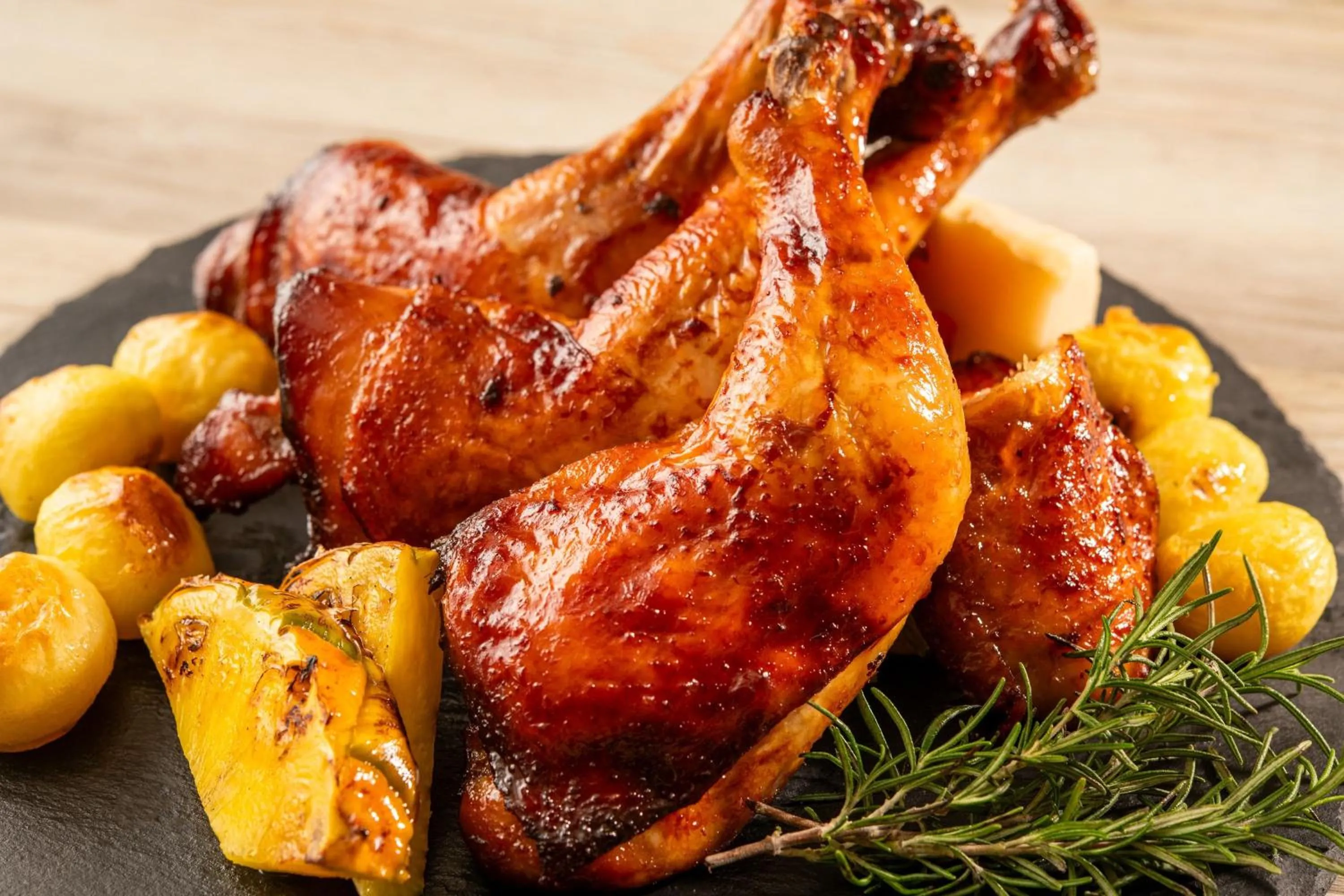 Dinner in Spa Resort Hawaiians Monolith Tower