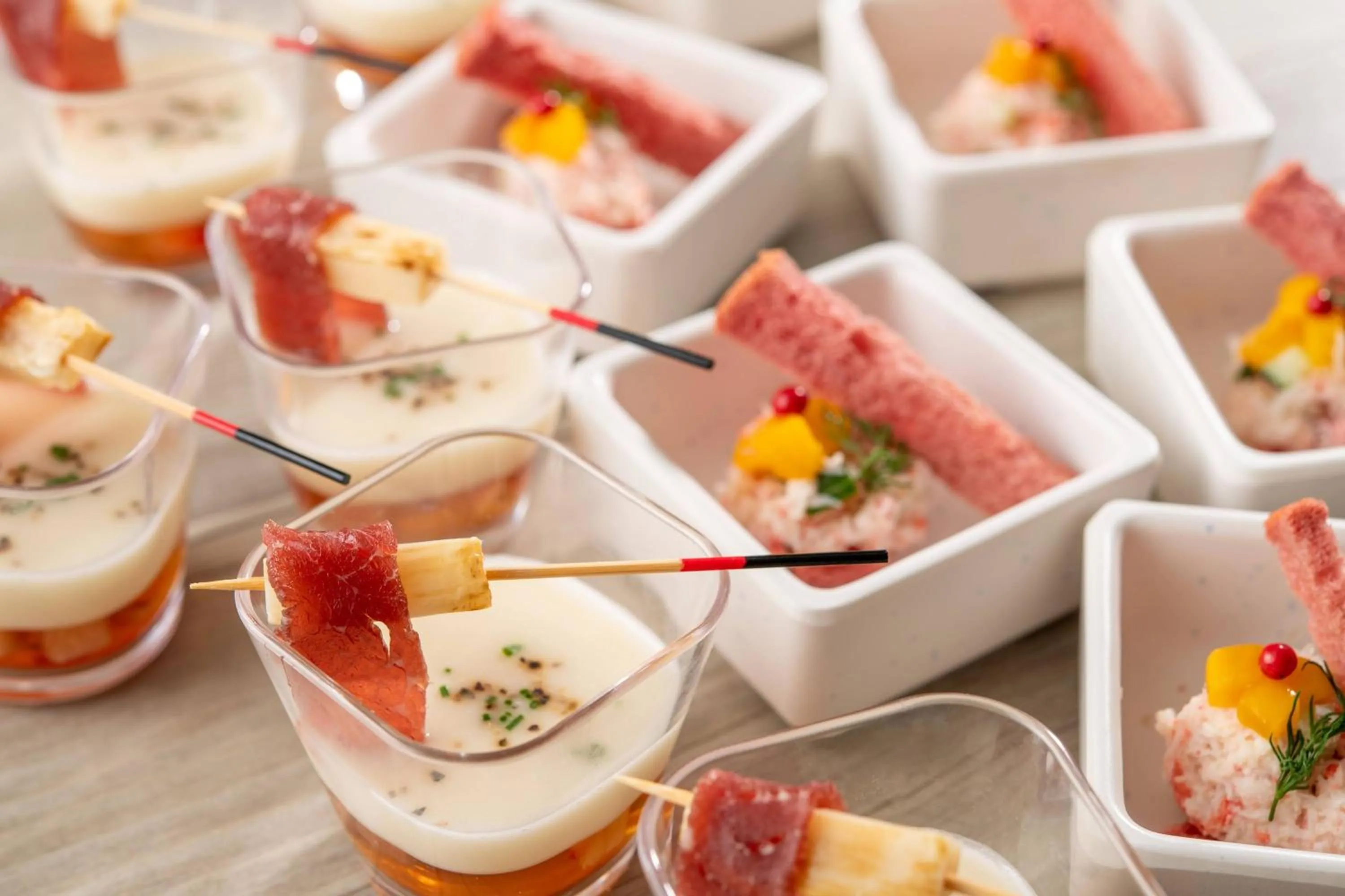 Dinner in Spa Resort Hawaiians Monolith Tower