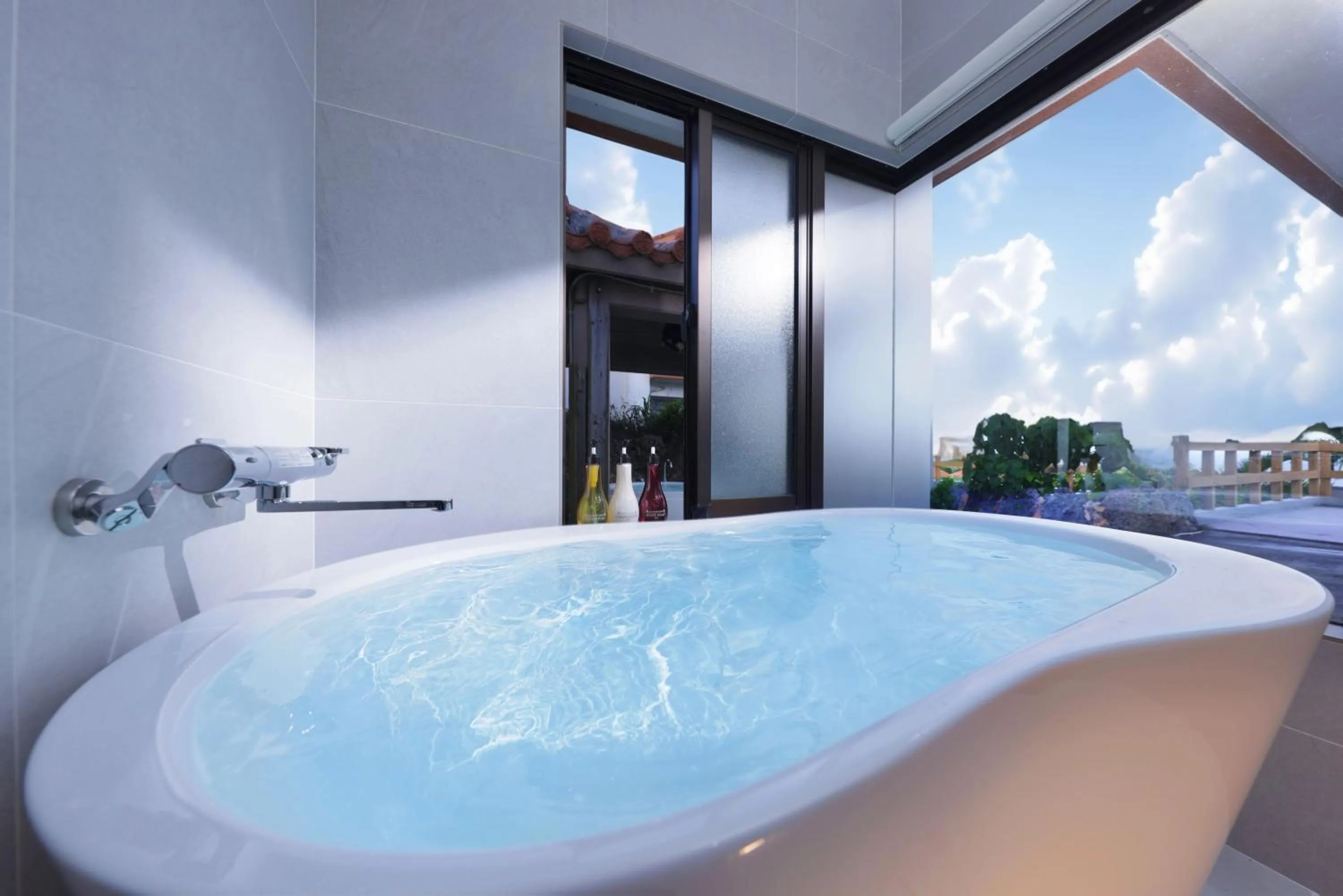 Bath in Crystal Villa Imgya