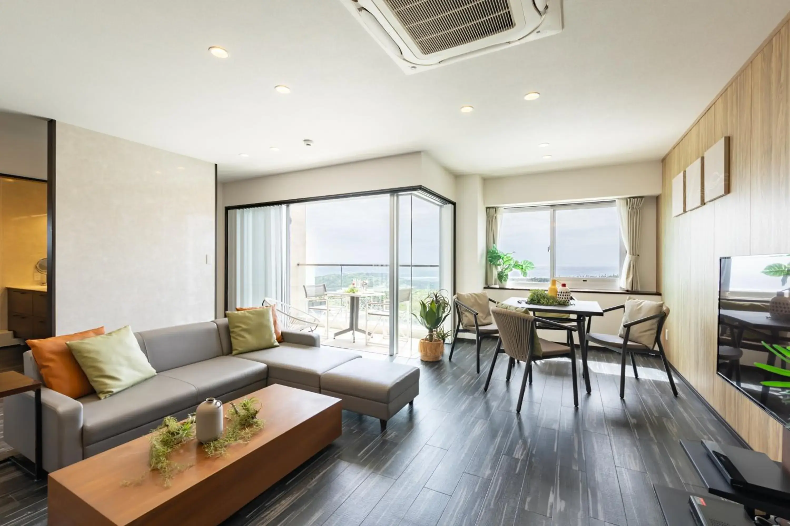 Three-Bedroom Apartment in Crystal Villa Imgya Three-Bedroom Apartment in Crystal Villa Imgya