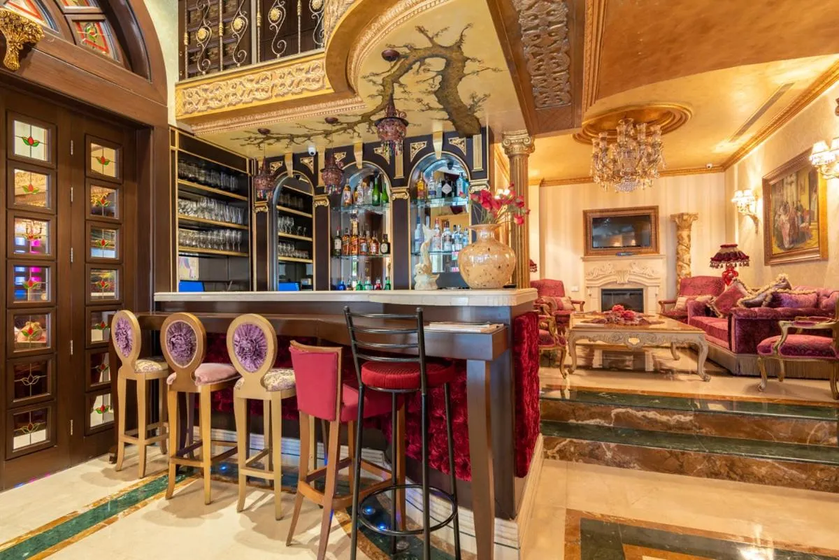 Living room in Q Hotel