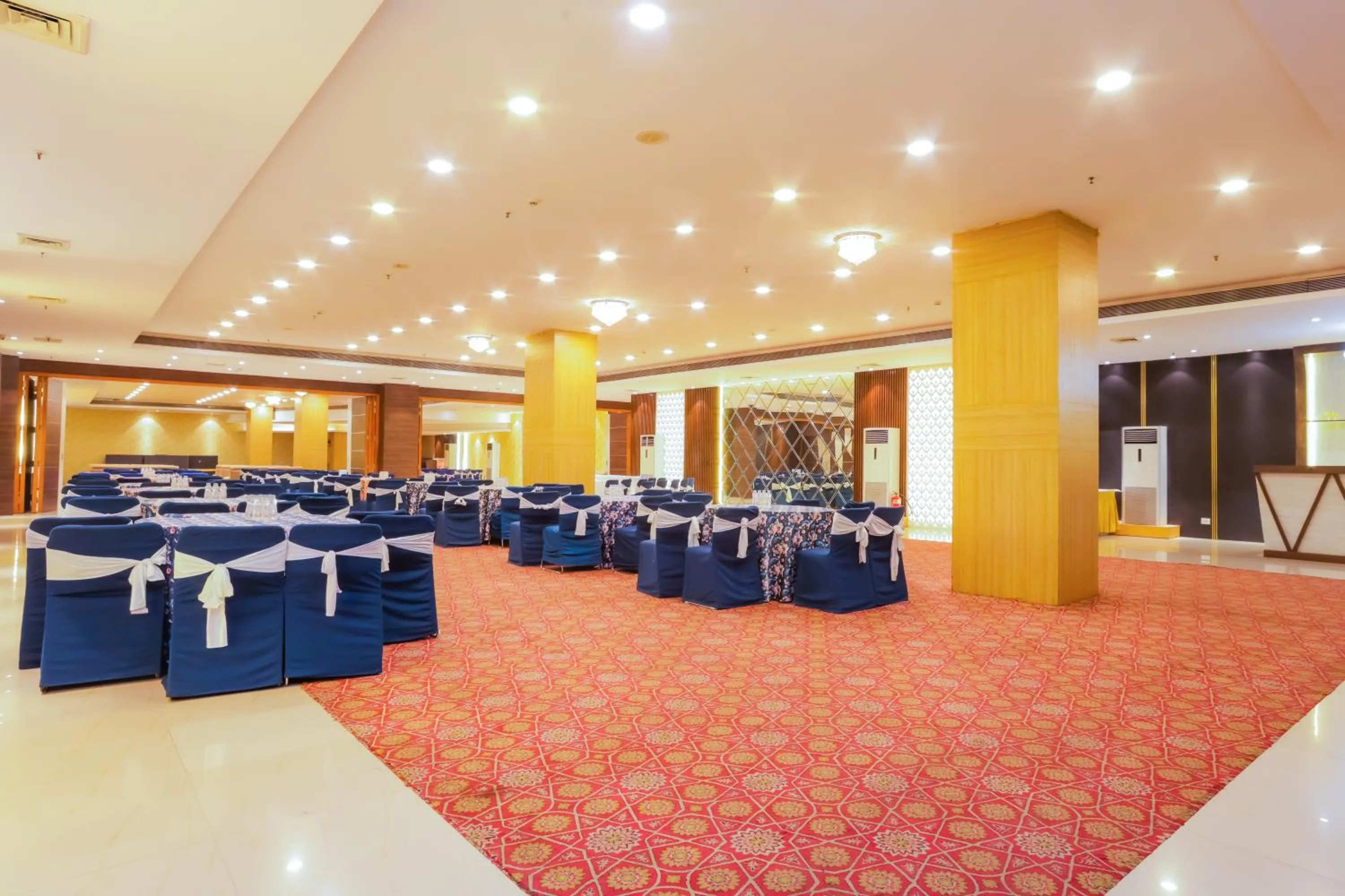 Banquet/Function facilities in Hyphen Premier-Business Hotel