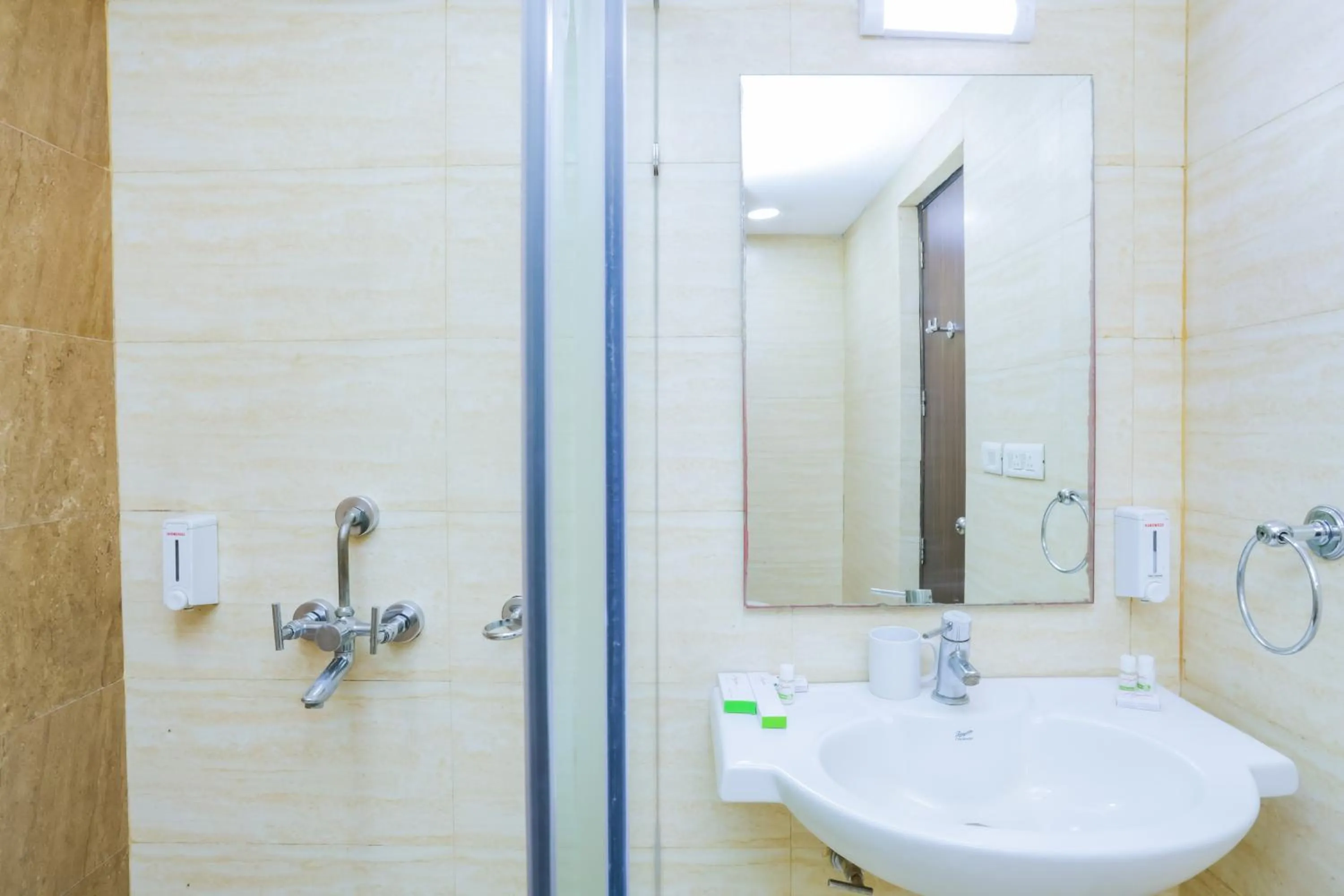 Bathroom in Hyphen Premier-Business Hotel