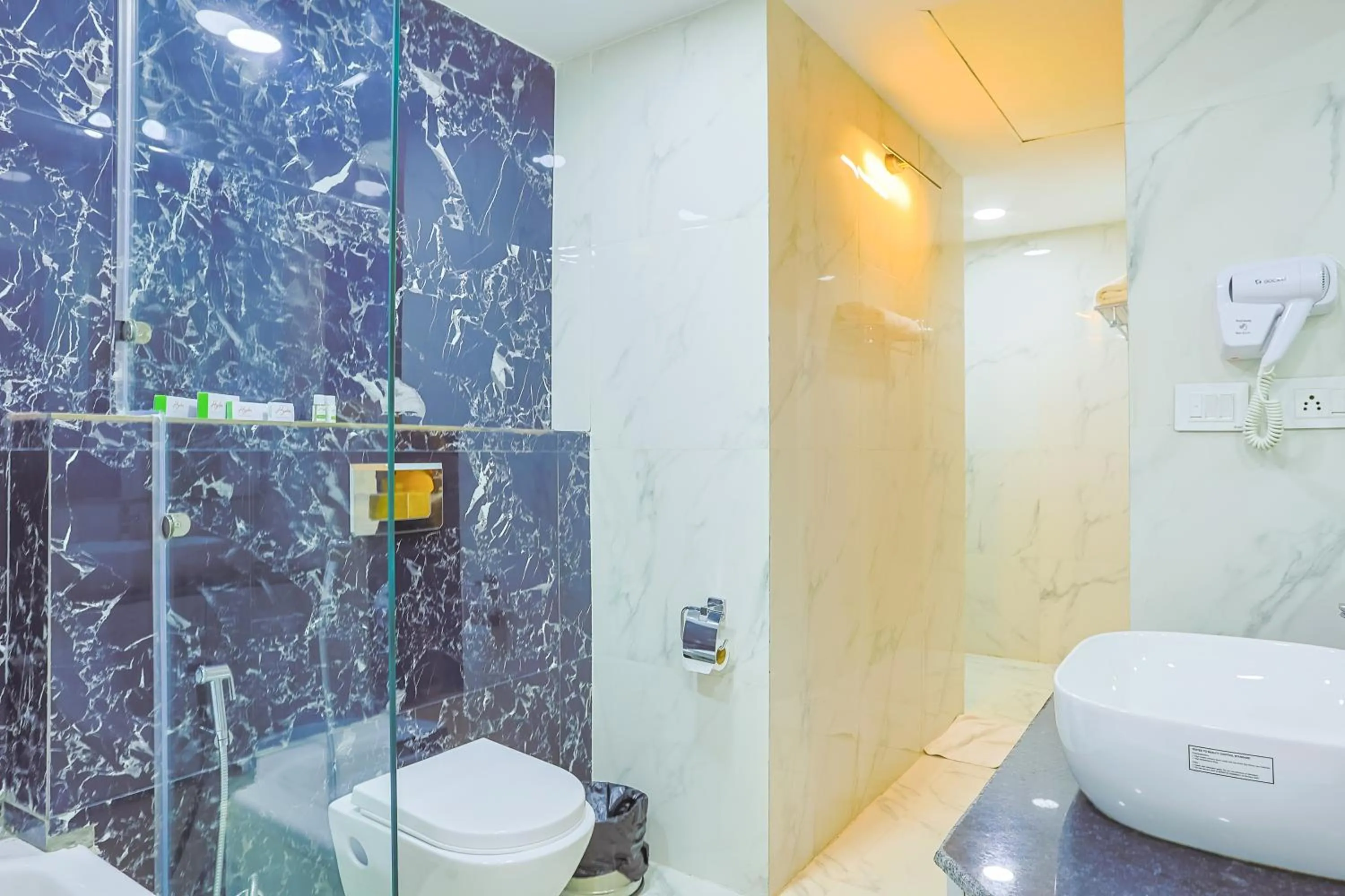 Bathroom in Hyphen Premier-Business Hotel