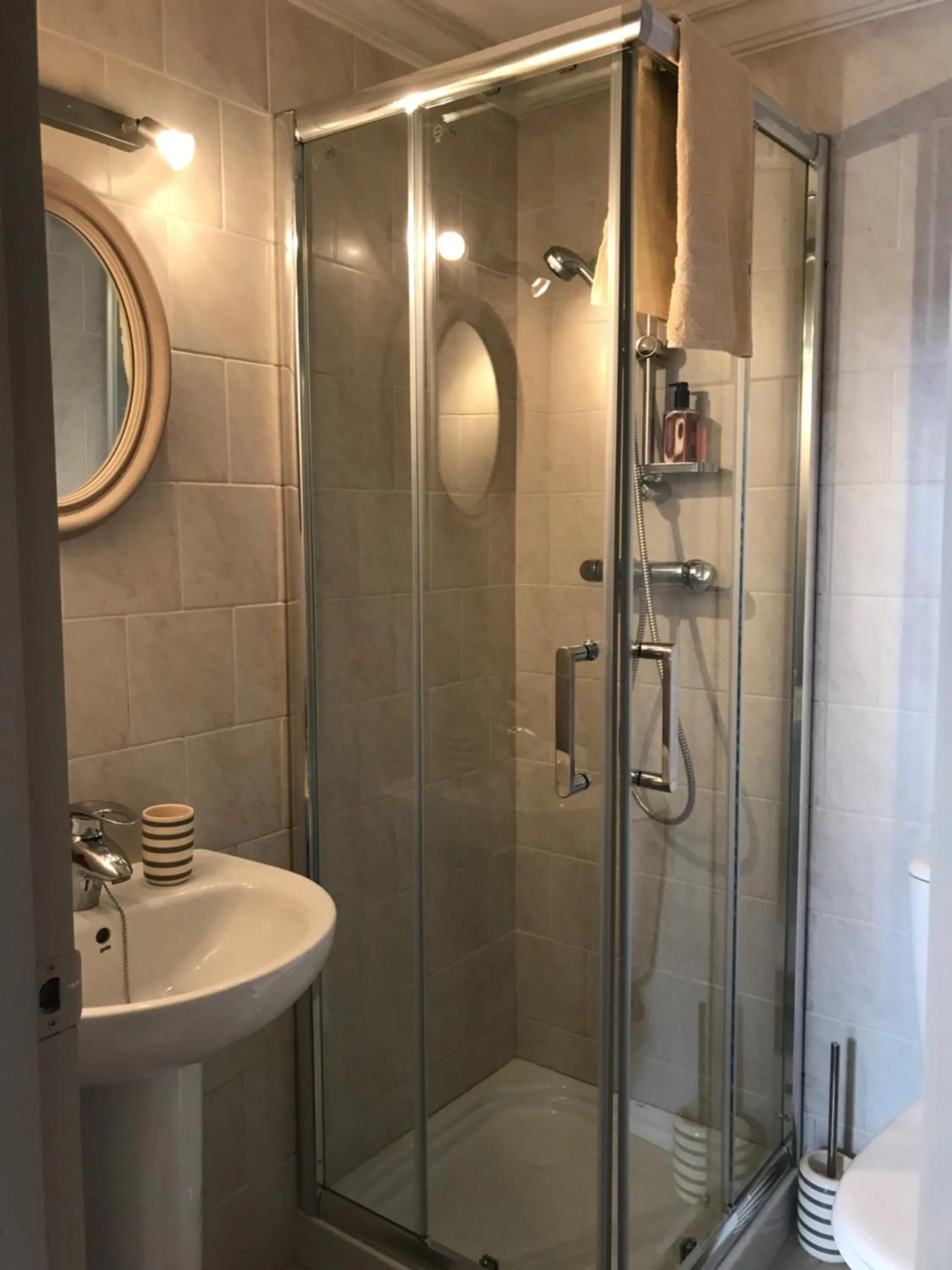 Shower in Casa Antigua - Terraza con Vistas al Mar