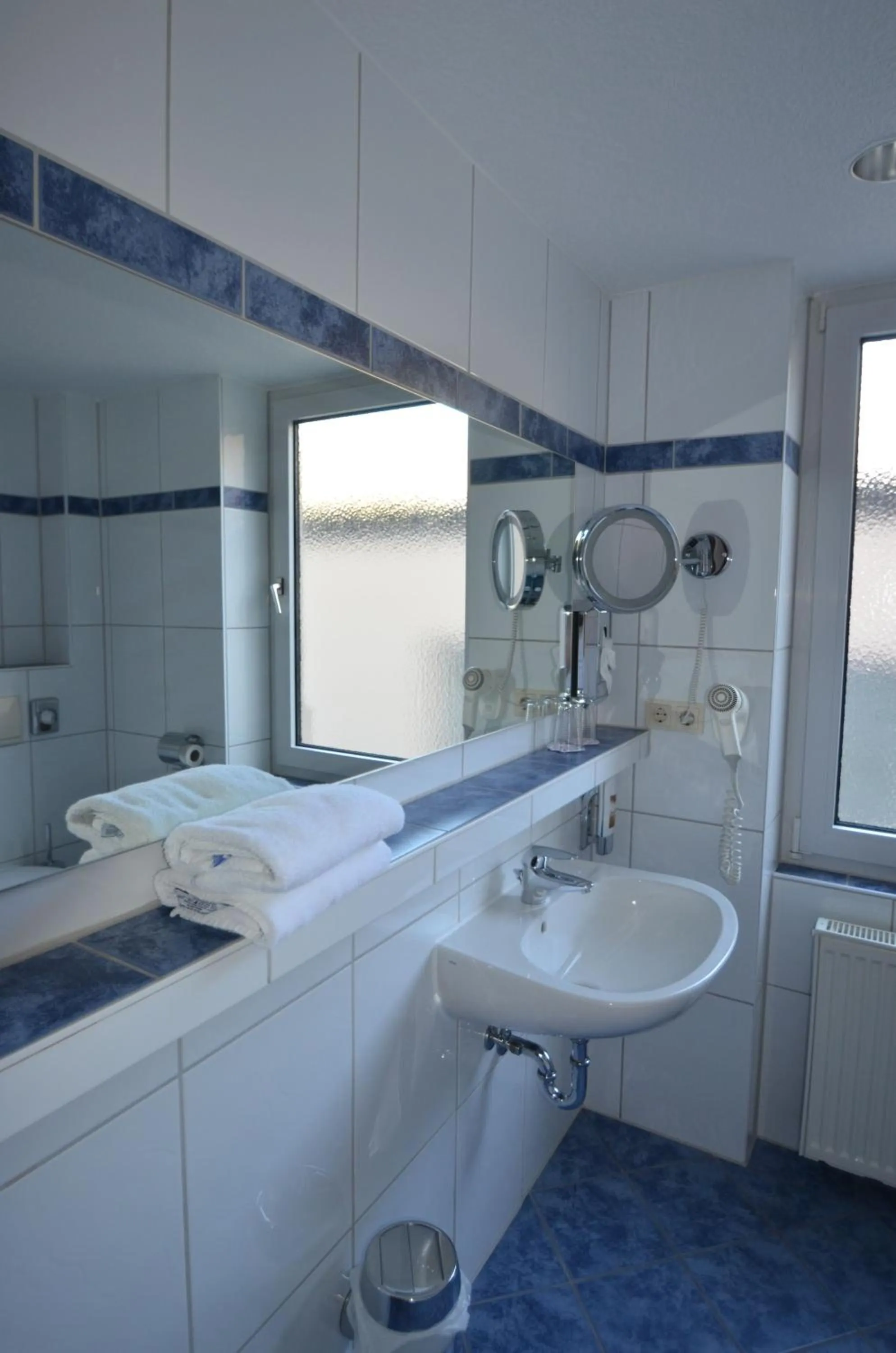 Bathroom in Hotel Zwei Mohren