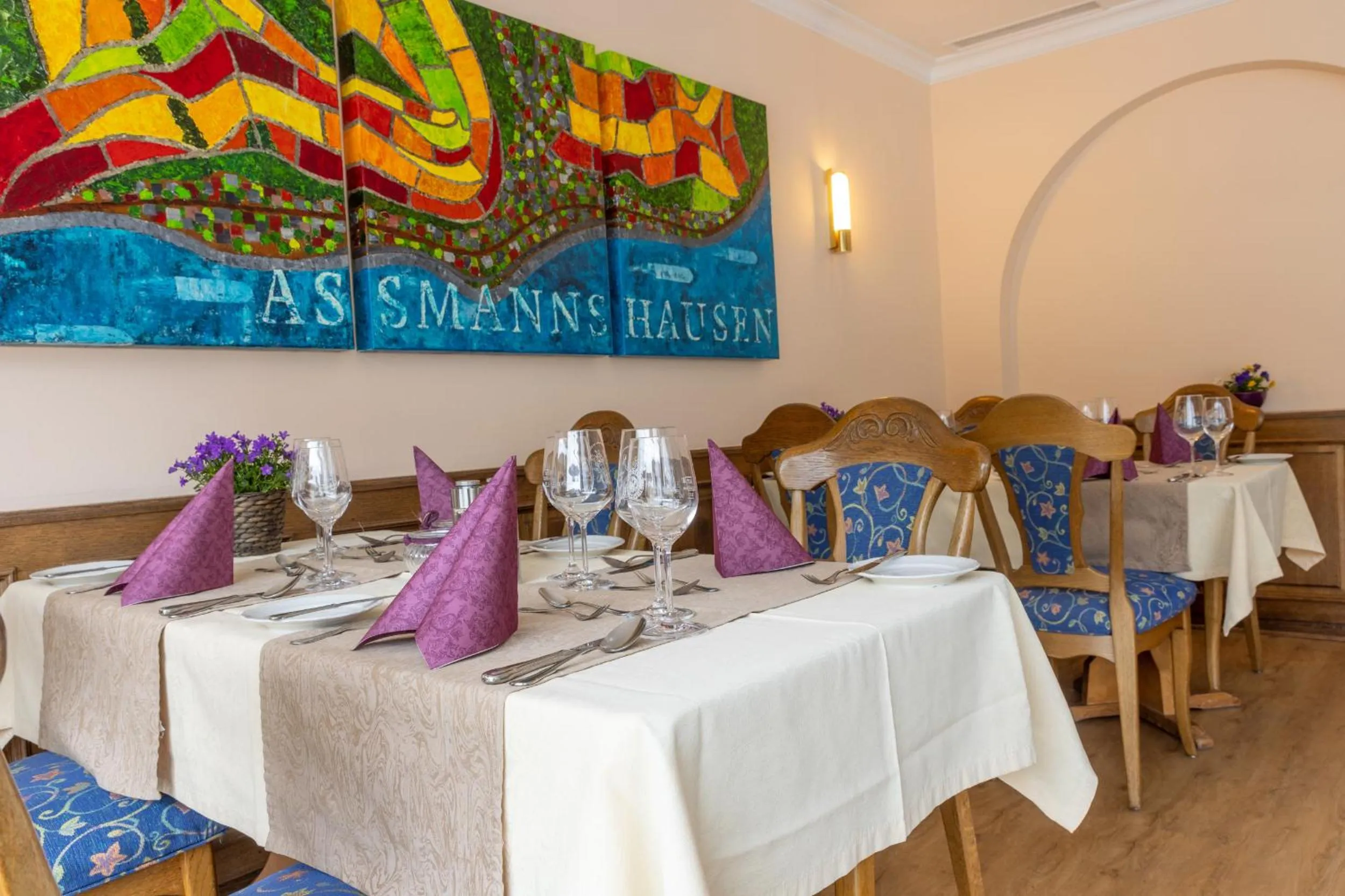 Restaurant/places to eat in Hotel Zwei Mohren