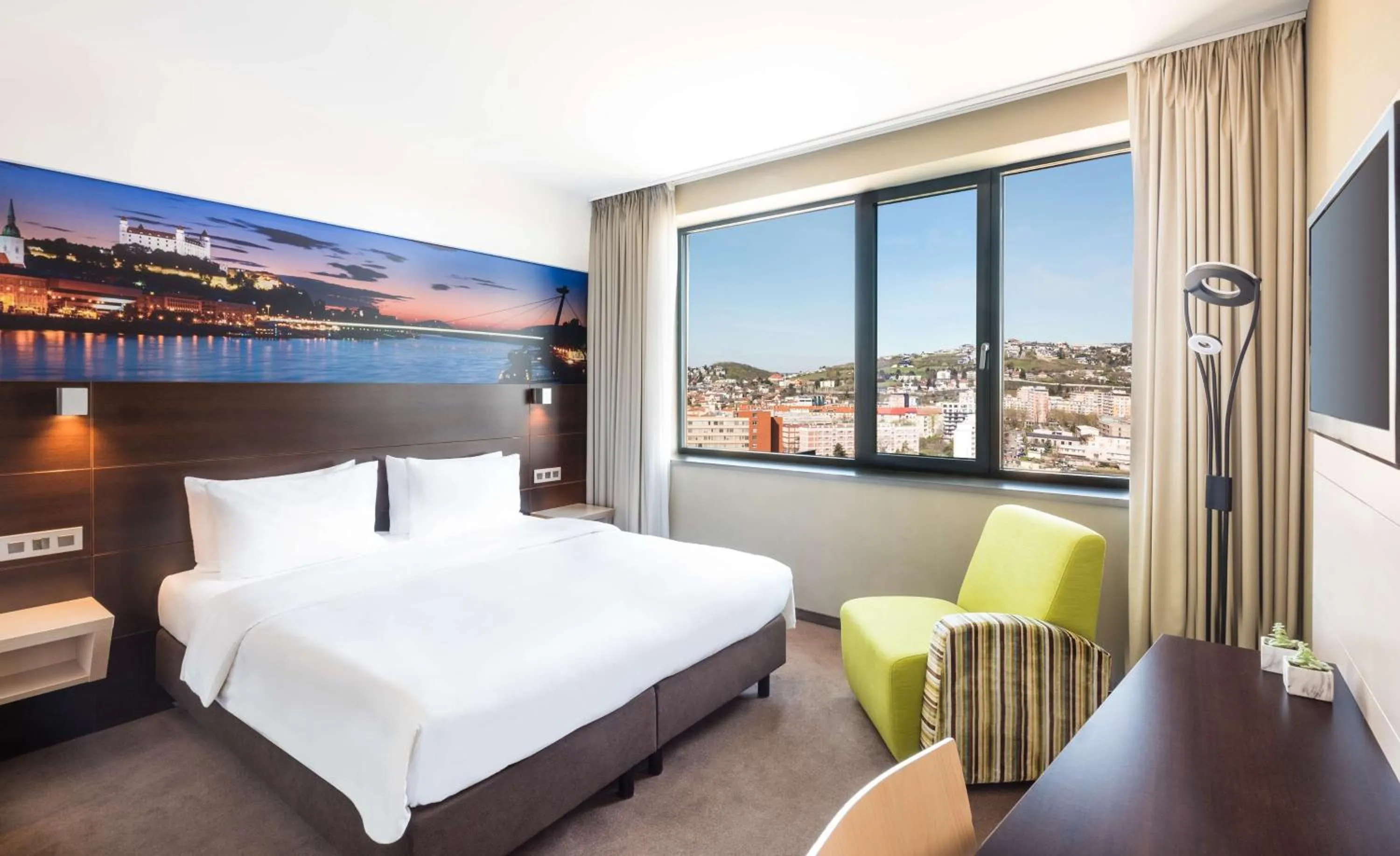 Bed in Lindner Hotel Bratislava, part of JdV by Hyatt