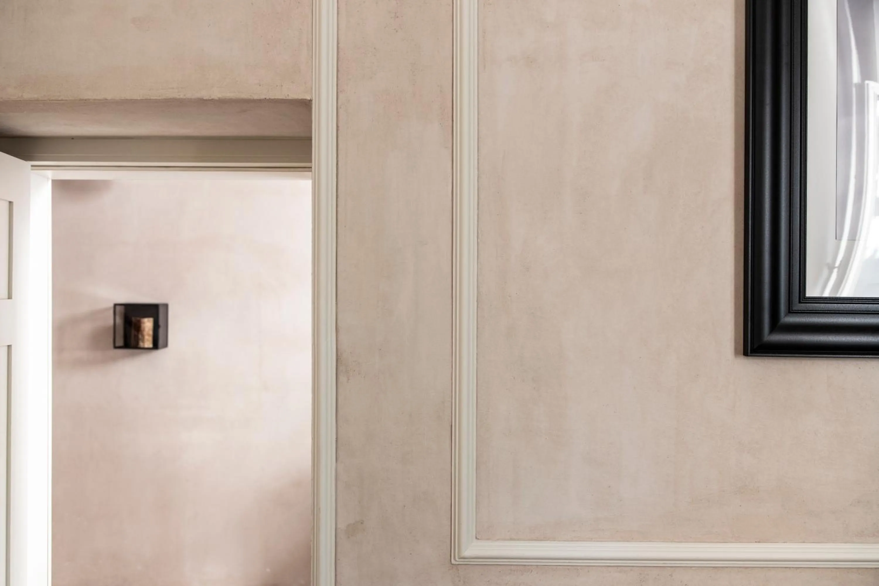 Decorative detail in Monsieur Didot