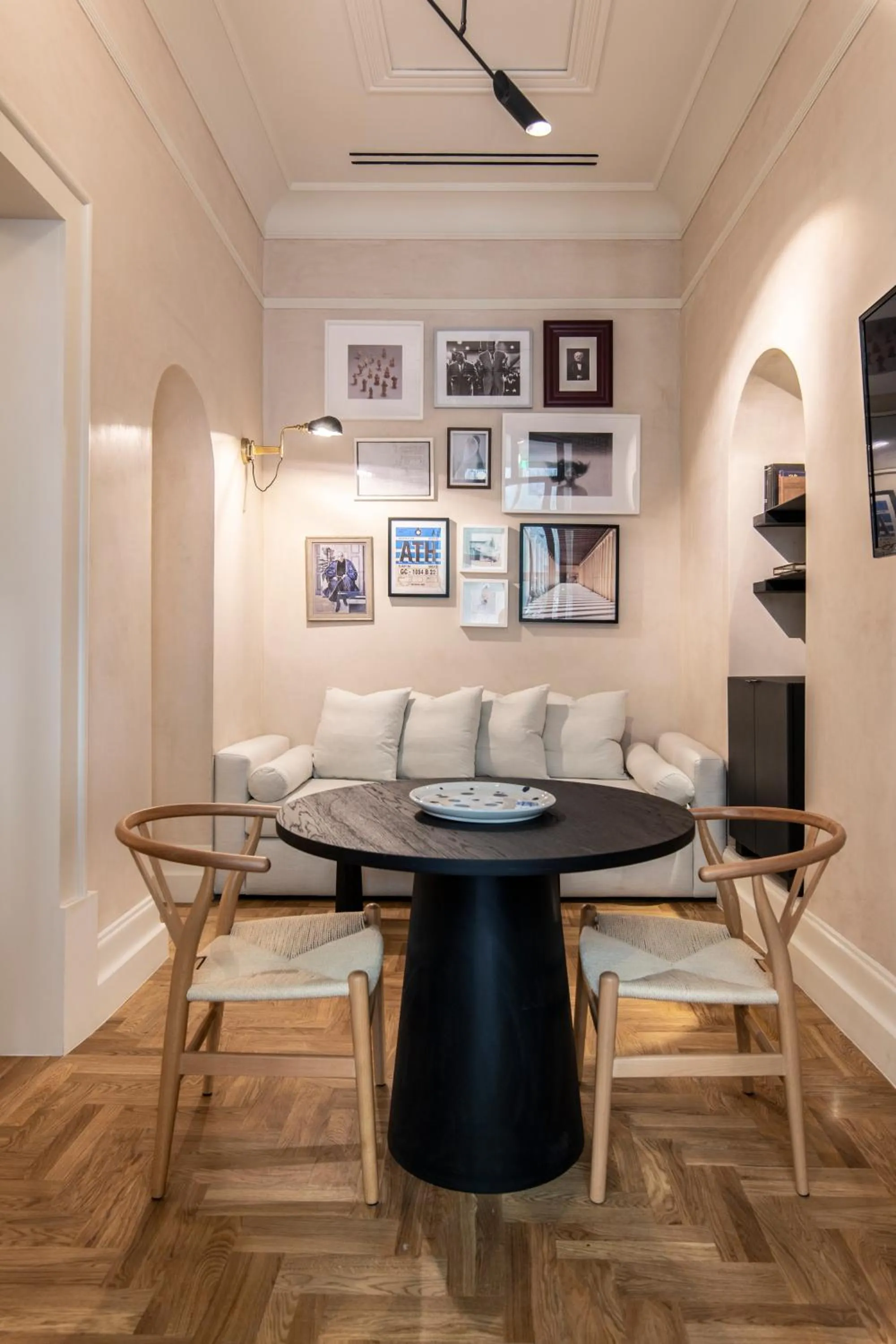 Seating area in Monsieur Didot