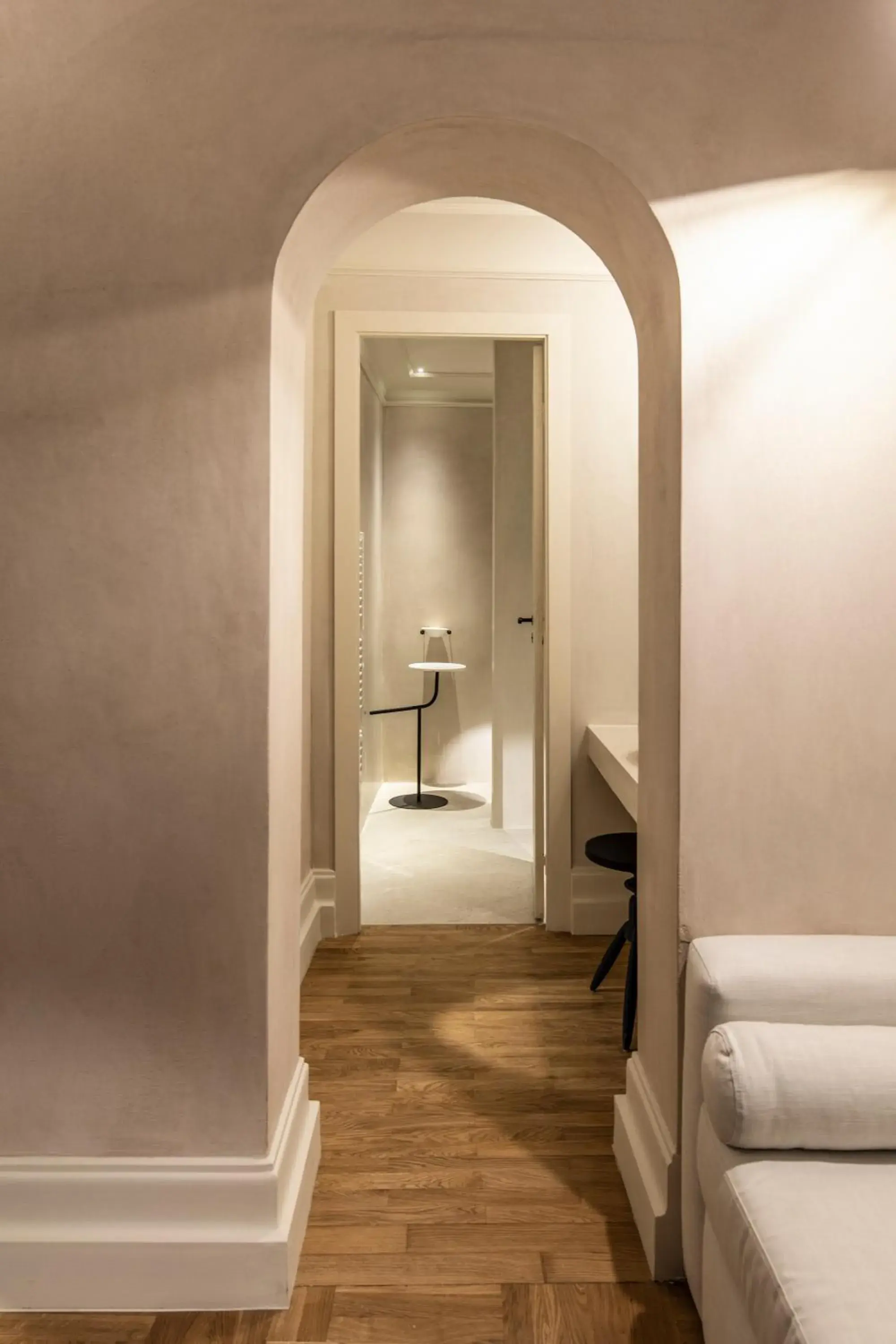 Suite in Monsieur Didot Suite in Monsieur Didot