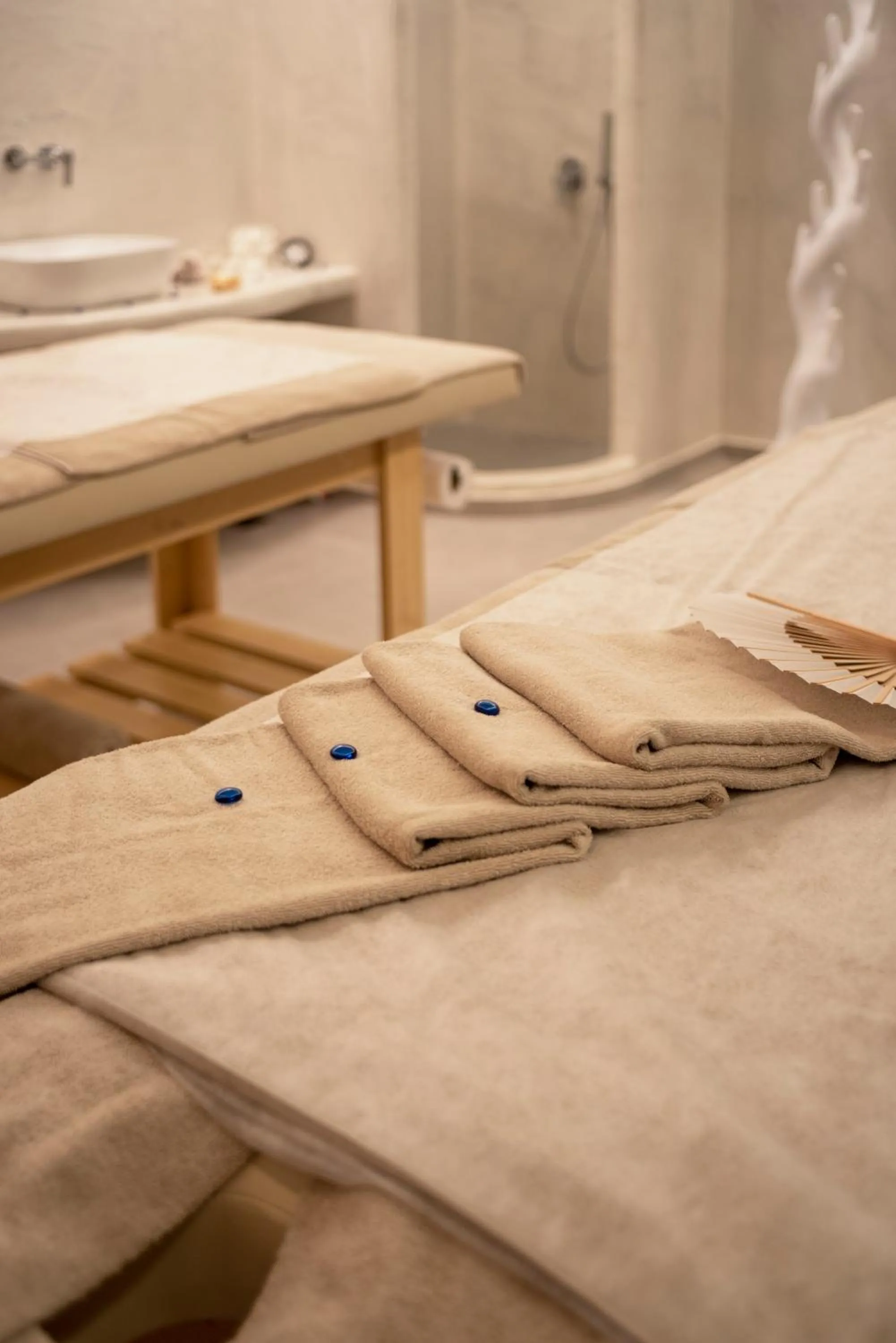 Spa and wellness centre/facilities in Acroterra Rosa Luxury Suites & Spa