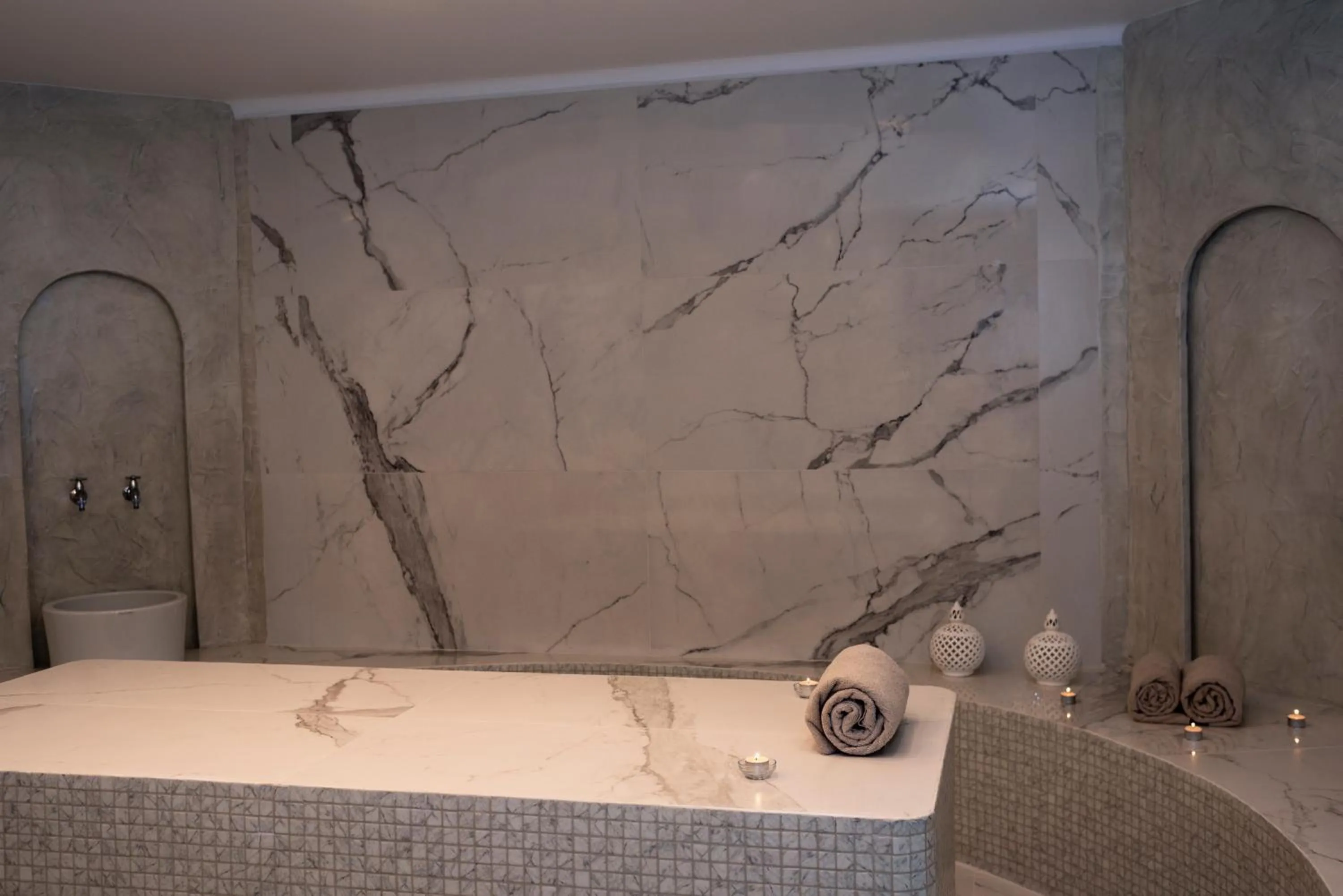 Spa and wellness centre/facilities in Acroterra Rosa Luxury Suites & Spa