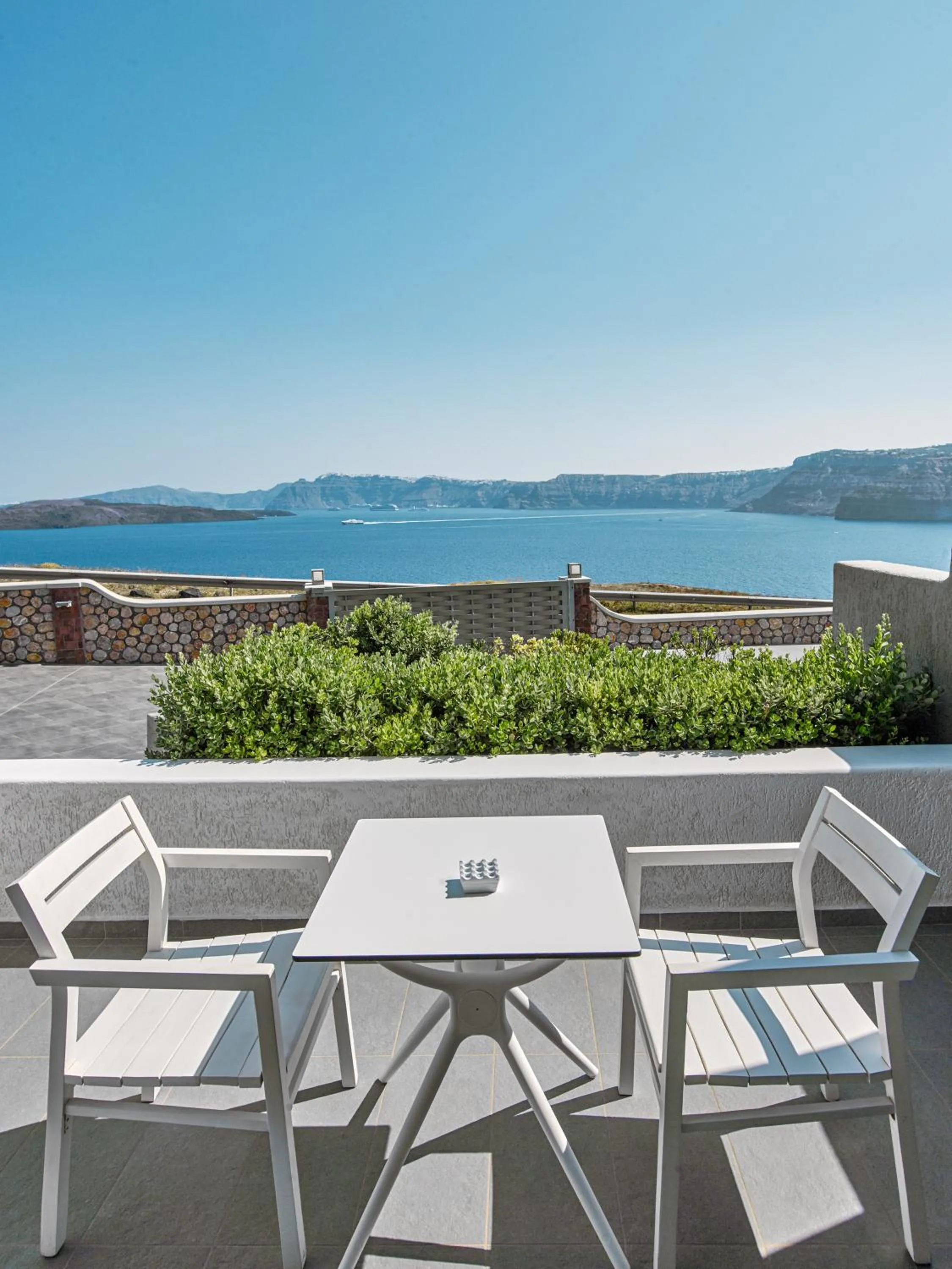 Balcony/Terrace in Acroterra Rosa Luxury Suites & Spa