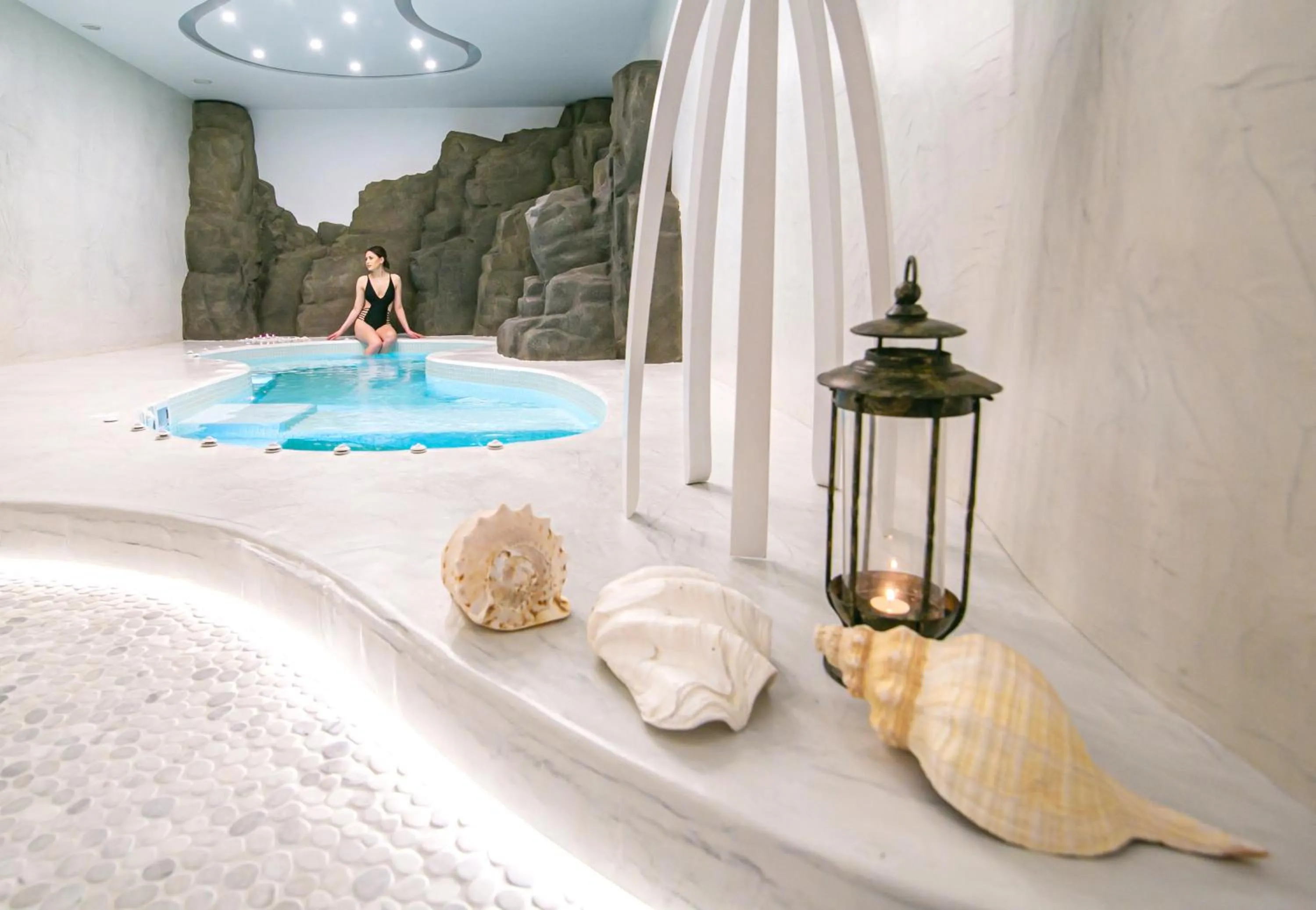 Spa and wellness centre/facilities in Acroterra Rosa Luxury Suites & Spa