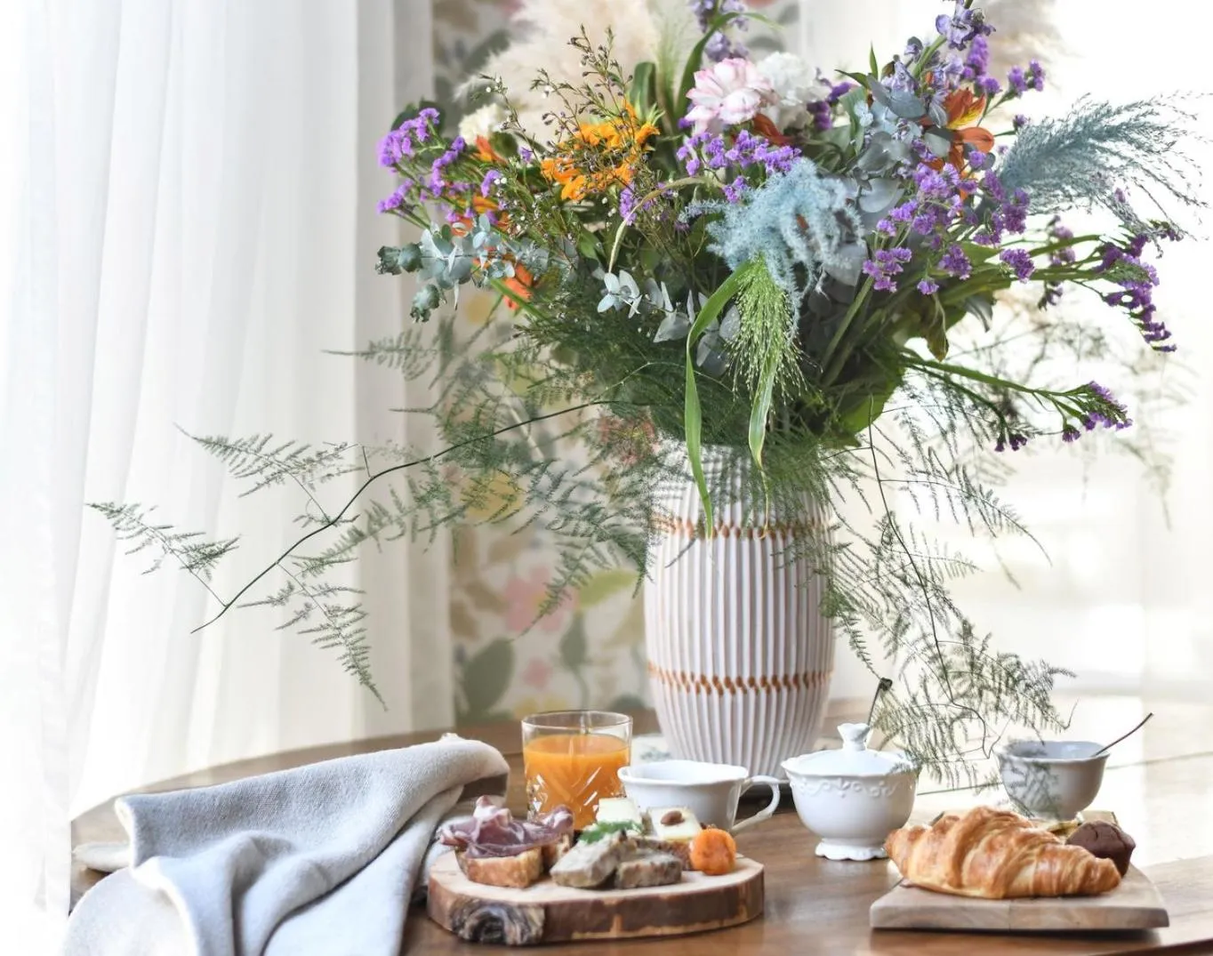 Food and drinks, Breakfast in Demeures de Campagne Domaine de Maffliers